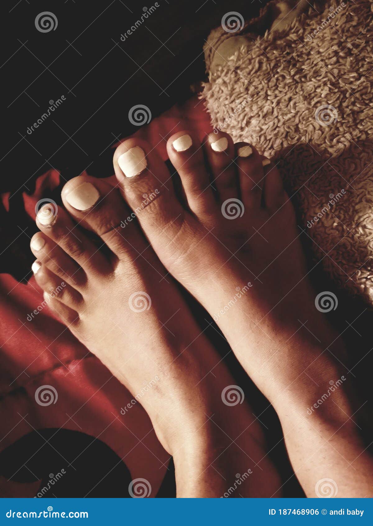 Попробуйте фут фетиш в мужском клубе The Toro spa Попробуйте фут фетиш в мужском клубе The Toro spa