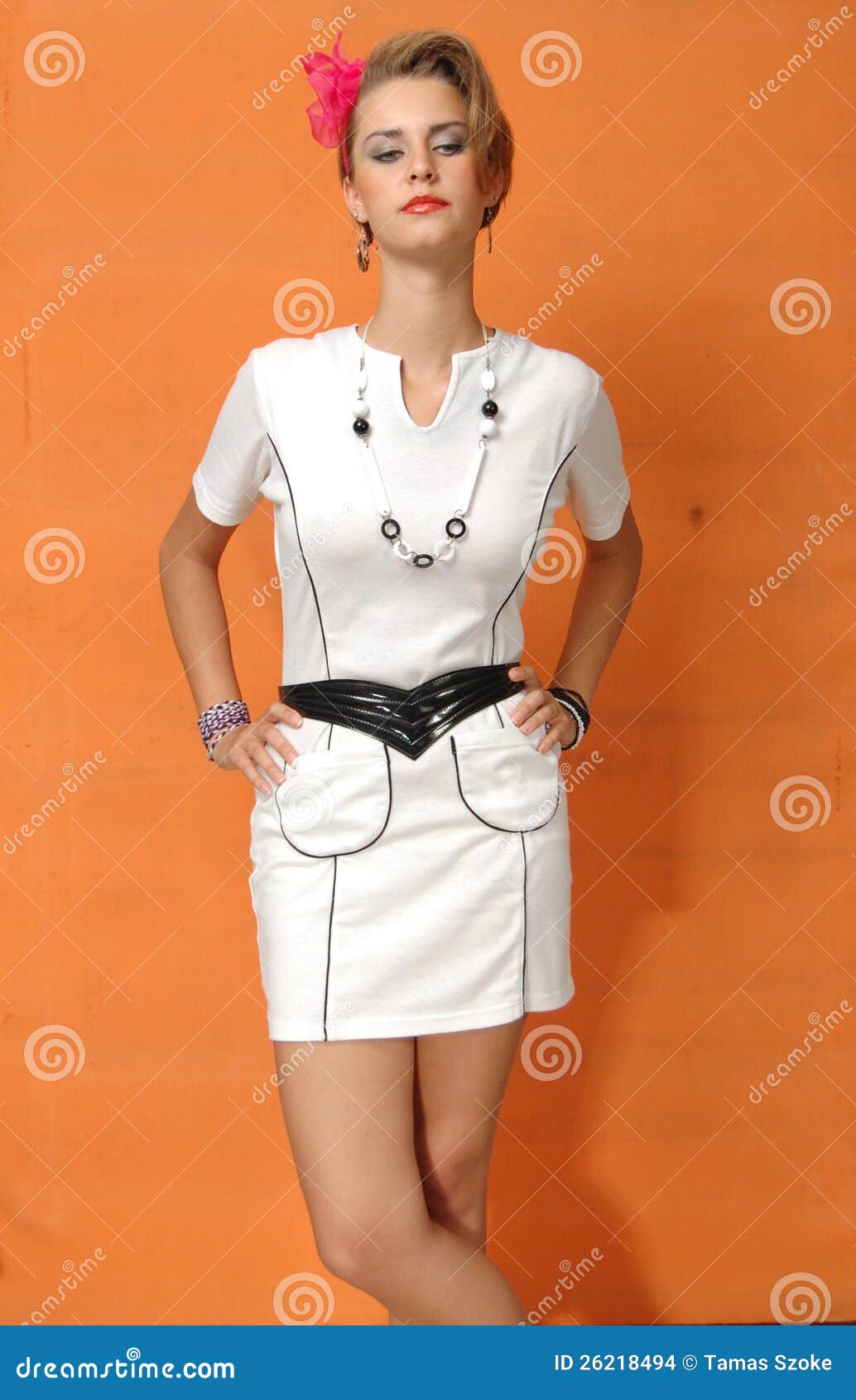 Сексуальная ретро девушка стоковое фото. изображение насчитывающей 