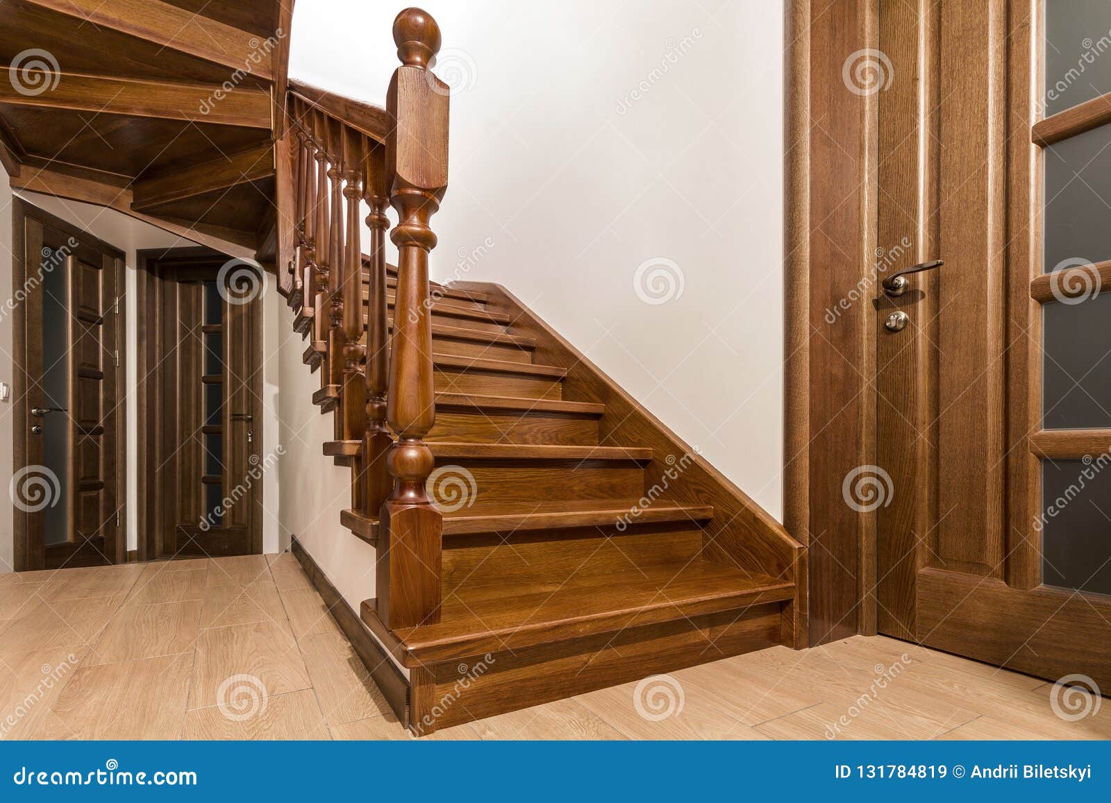Входная лестница в деревянный дом (73 фото)