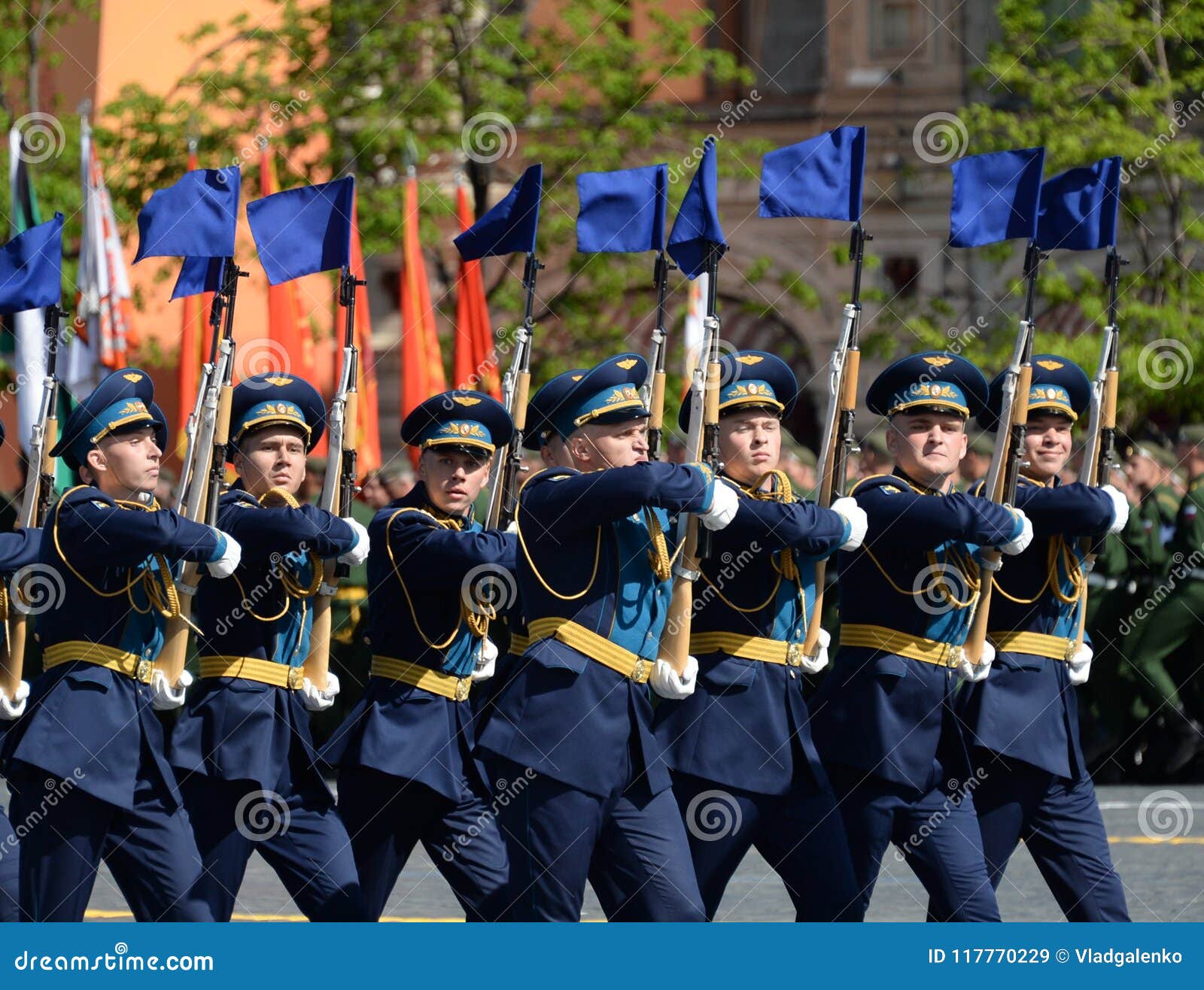 Парад Победы 2017 в Москве Преображенский полк