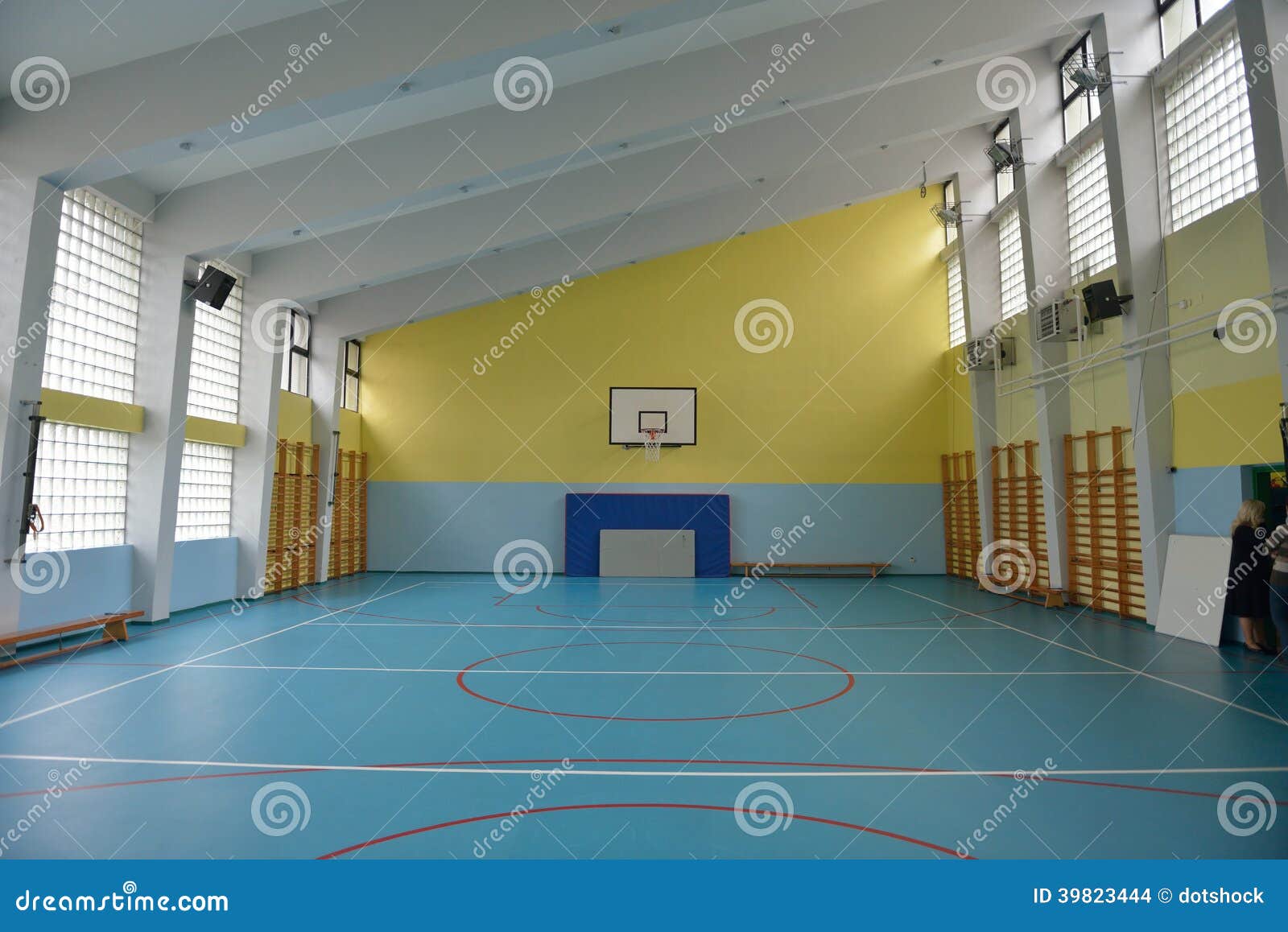 Clostilbegyt ���� ������: ����.