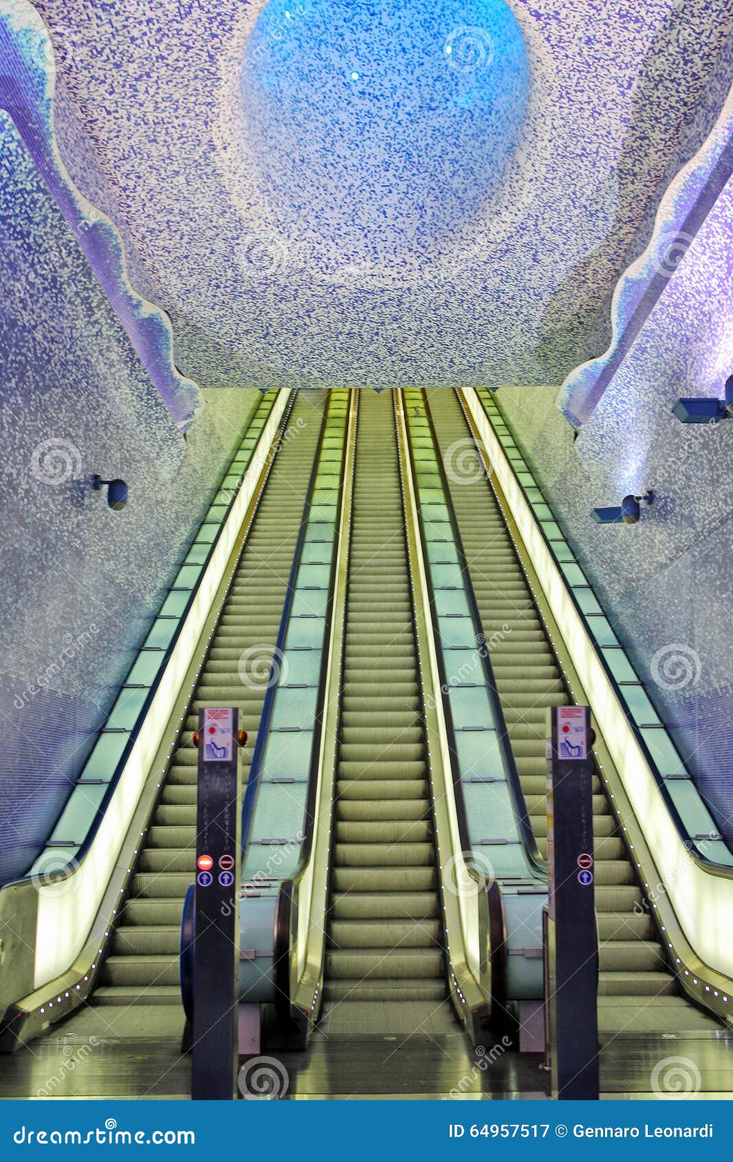 метро неаполя самые красивые станции
