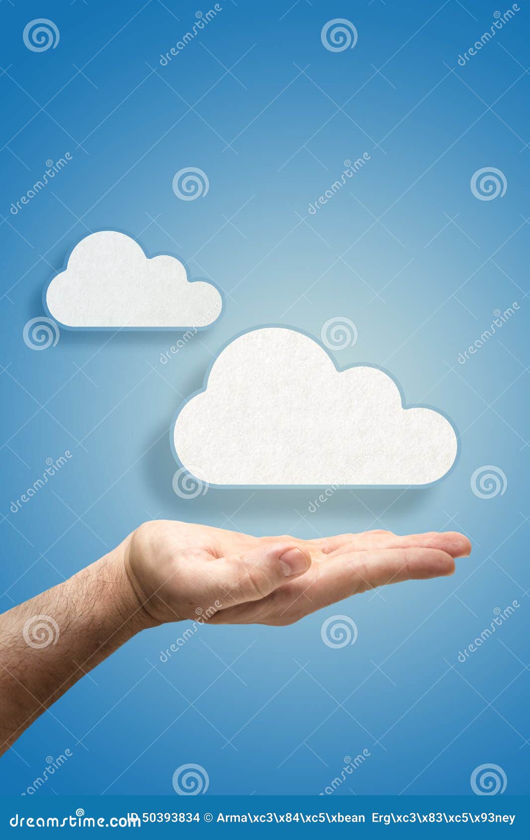 Счастливая технология облака. Облако в открытой руке