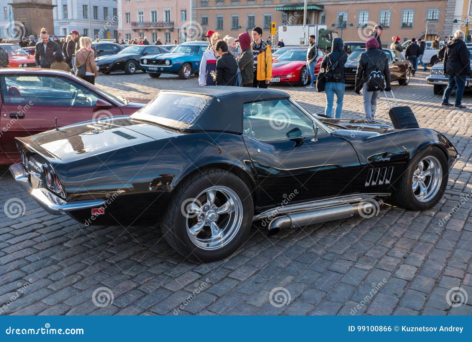 шевроле корвет старый