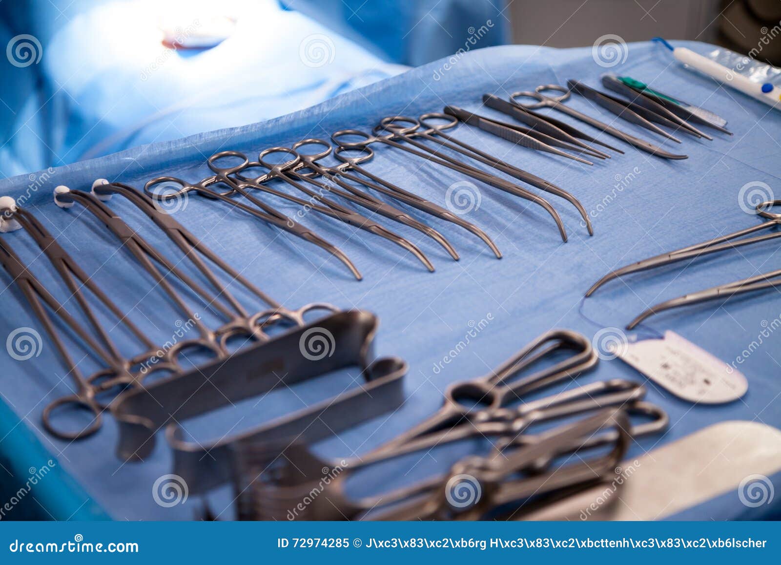 Металлические хирургические инструменты