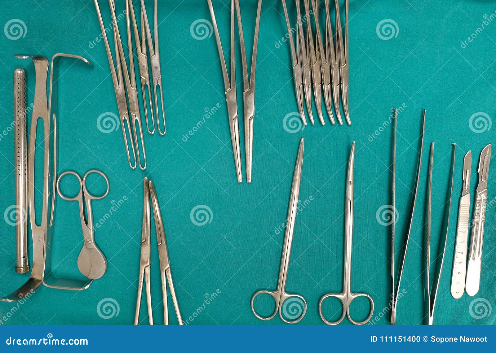 Хирургический набор для кесарева сечения