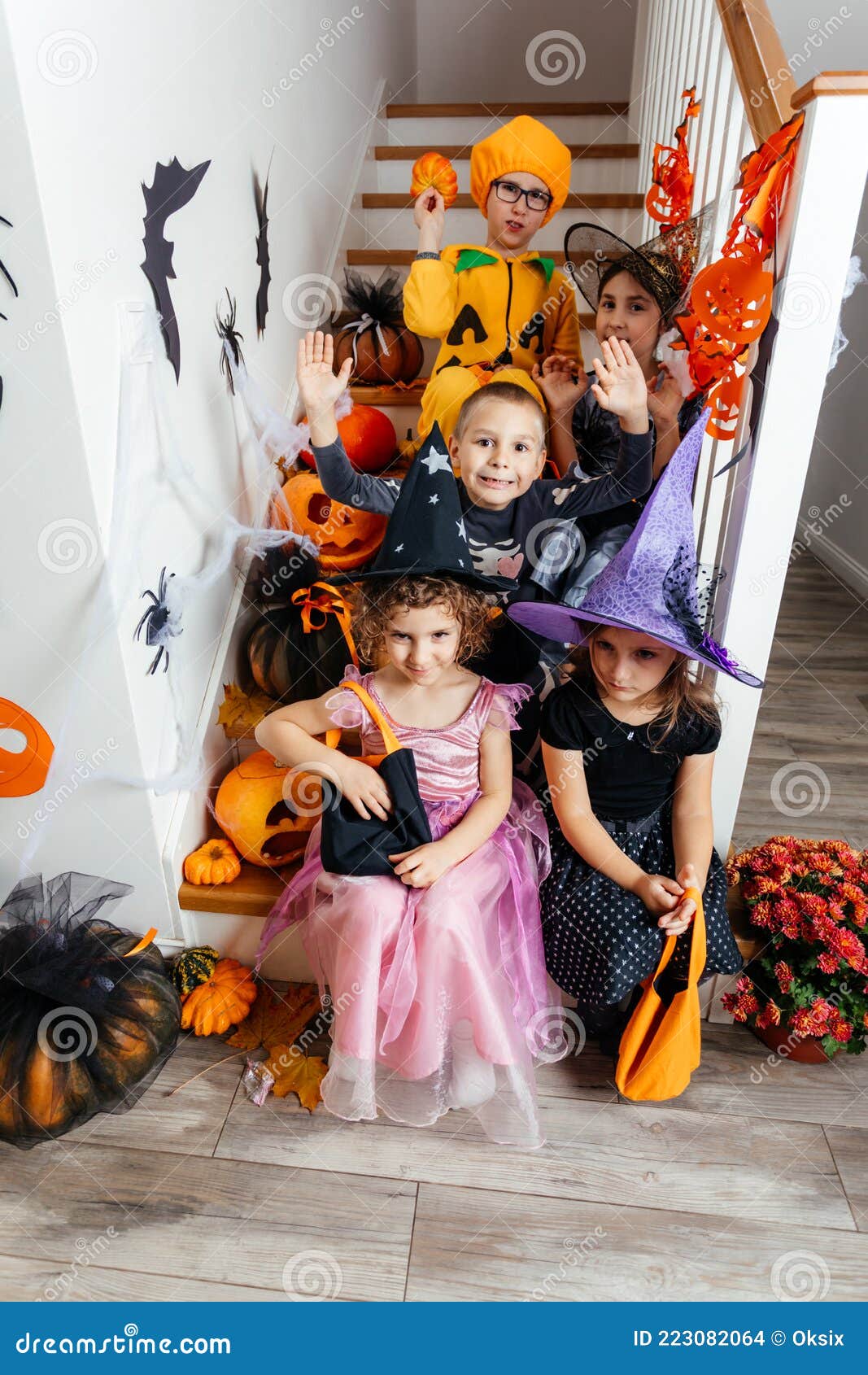 Хэллоуин (хеллоуин), 31 октября - Праздник монстров и нечистой силы «Хэллоуин»