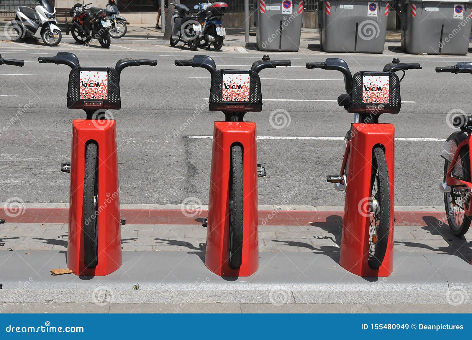 ЭЛЕКТРИЧЕСКАЯ СТОЙКА ВЕЛОСИПЕДА И АРЕНДОВАТЬ ВЕЛОСИПЕД В БАРСЕЛОНЕ ...