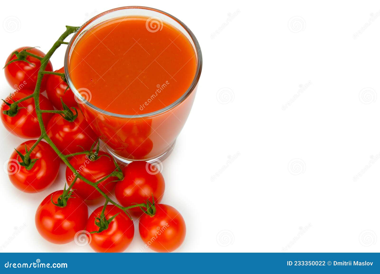 一杯番茄汁和一堆番茄 库存照片. 图片 包括有 玻璃, 水平, 红色, 喝酒, 樱桃, 食物, 特写镜头 - 233350024