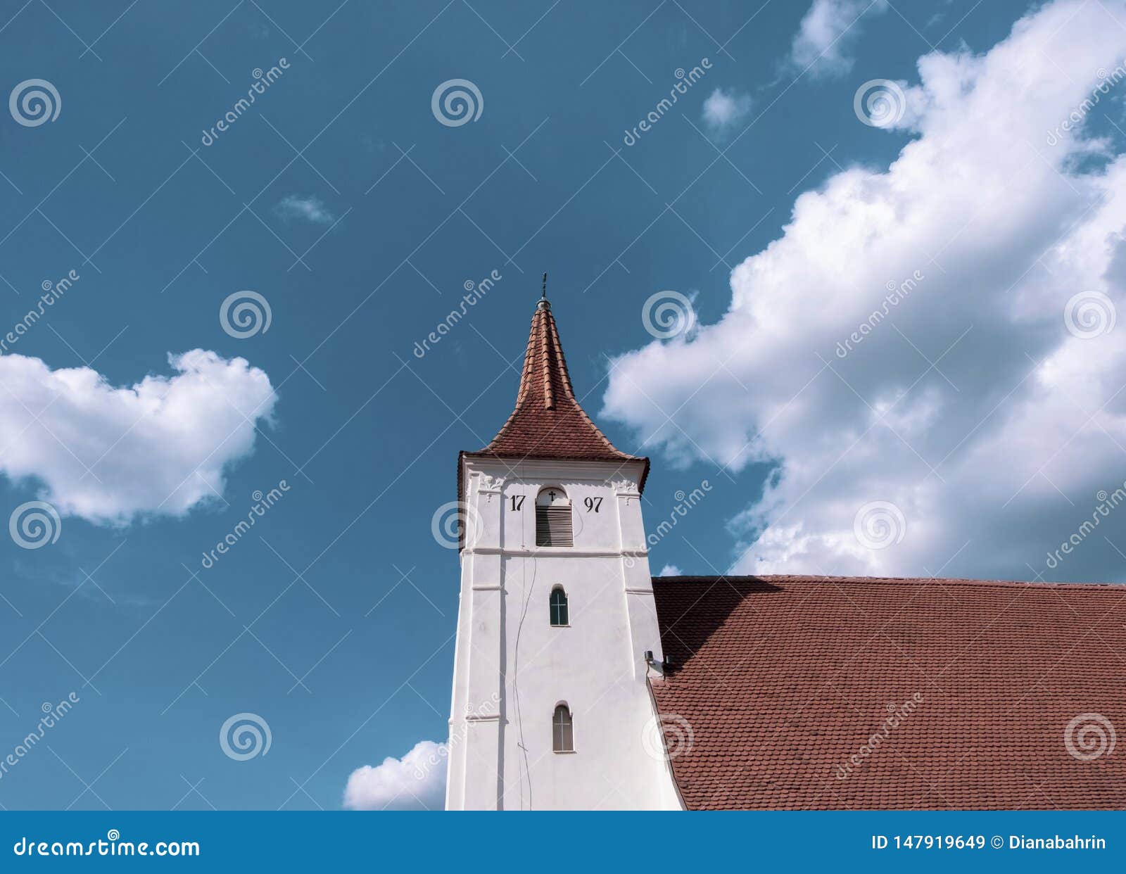 上帝的母亲的教会在教会里，最旧的东正教在锡吉什瓦拉，反对一明亮的天空蔚蓝