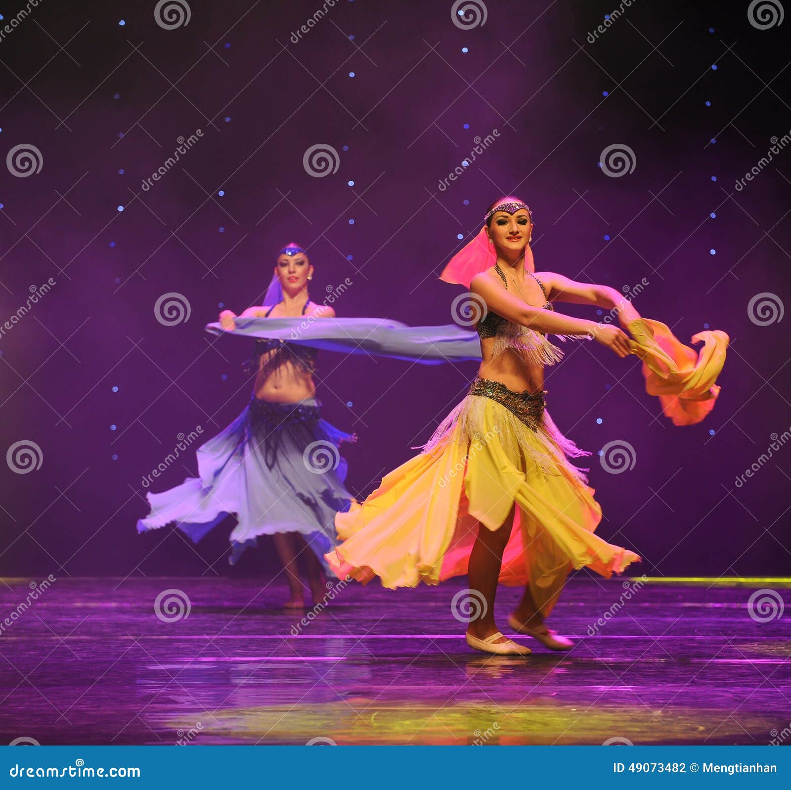 土耳其的舞蹈演员 图库摄影片. 图片 包括有 火鸡, 服装, 音乐, 文化, 传统, 跳舞, 瑞士, 女孩 - 57949007
