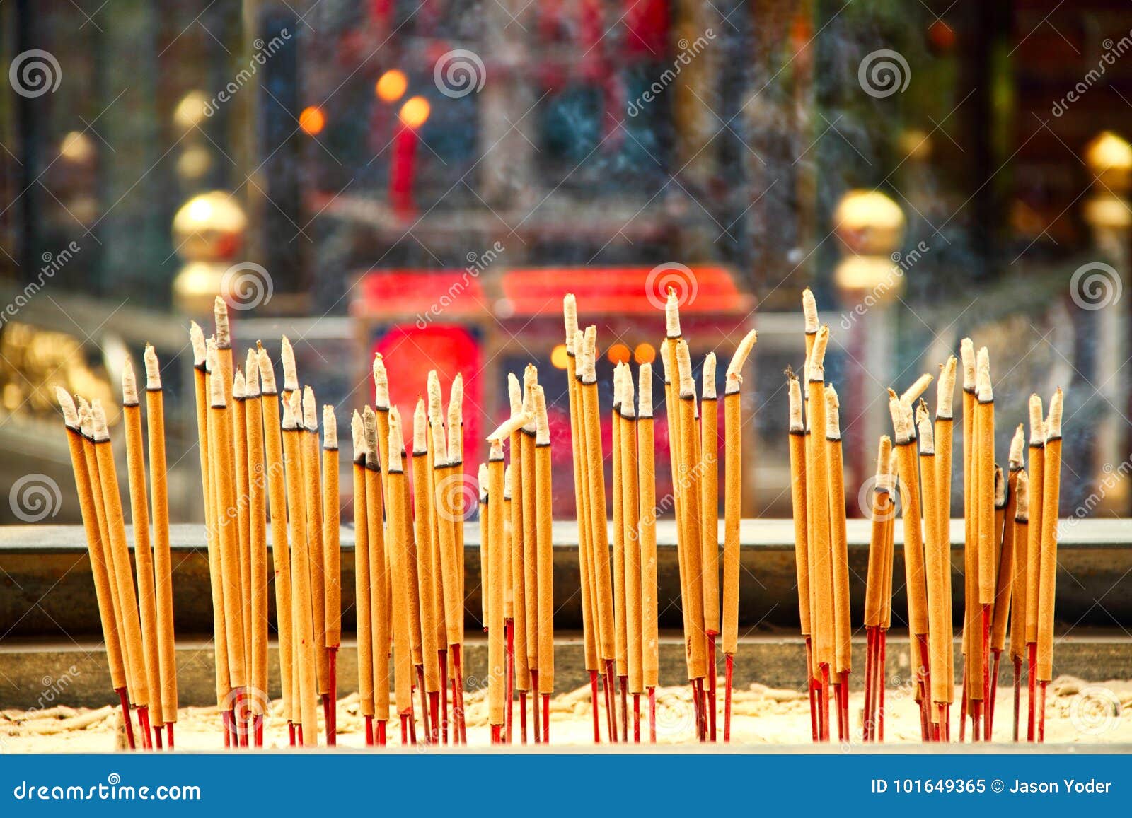 中国著名5大佛教名山，各个祈福灵验，香火极为旺盛|雪窦山|肉身|名山_新浪新闻