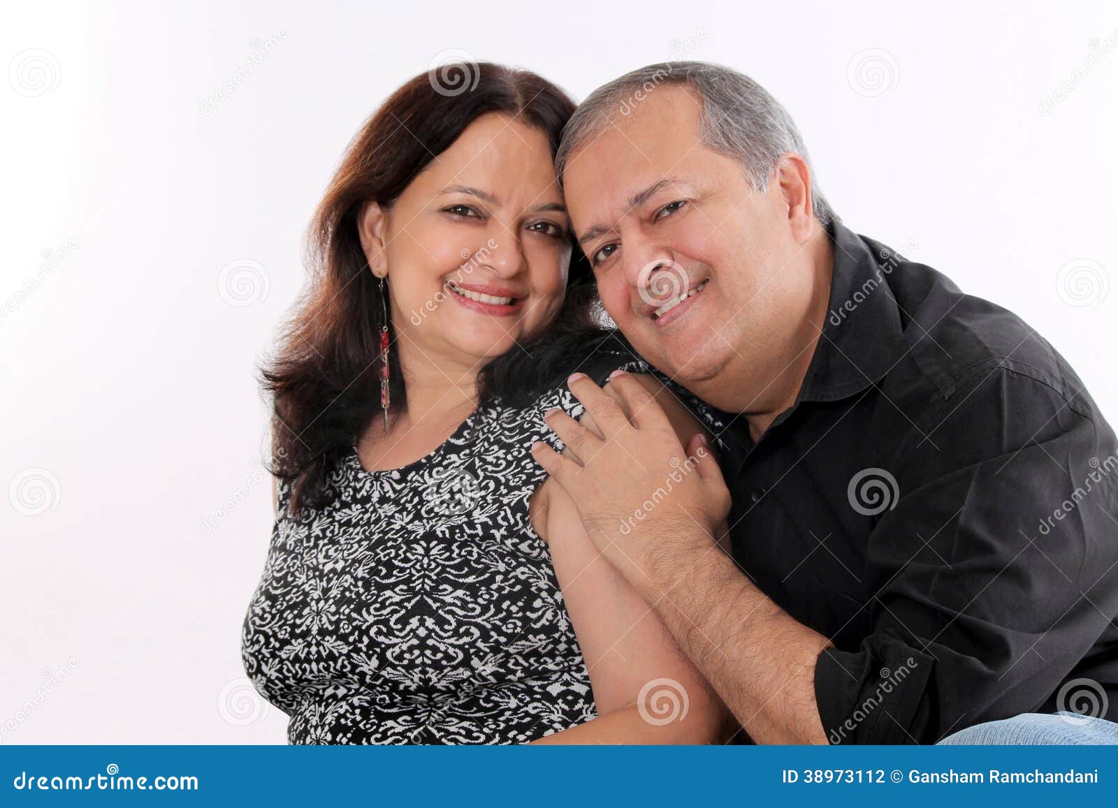 Middle Aged Couples Live A Warm Life Picture And HD Photos | Free ...