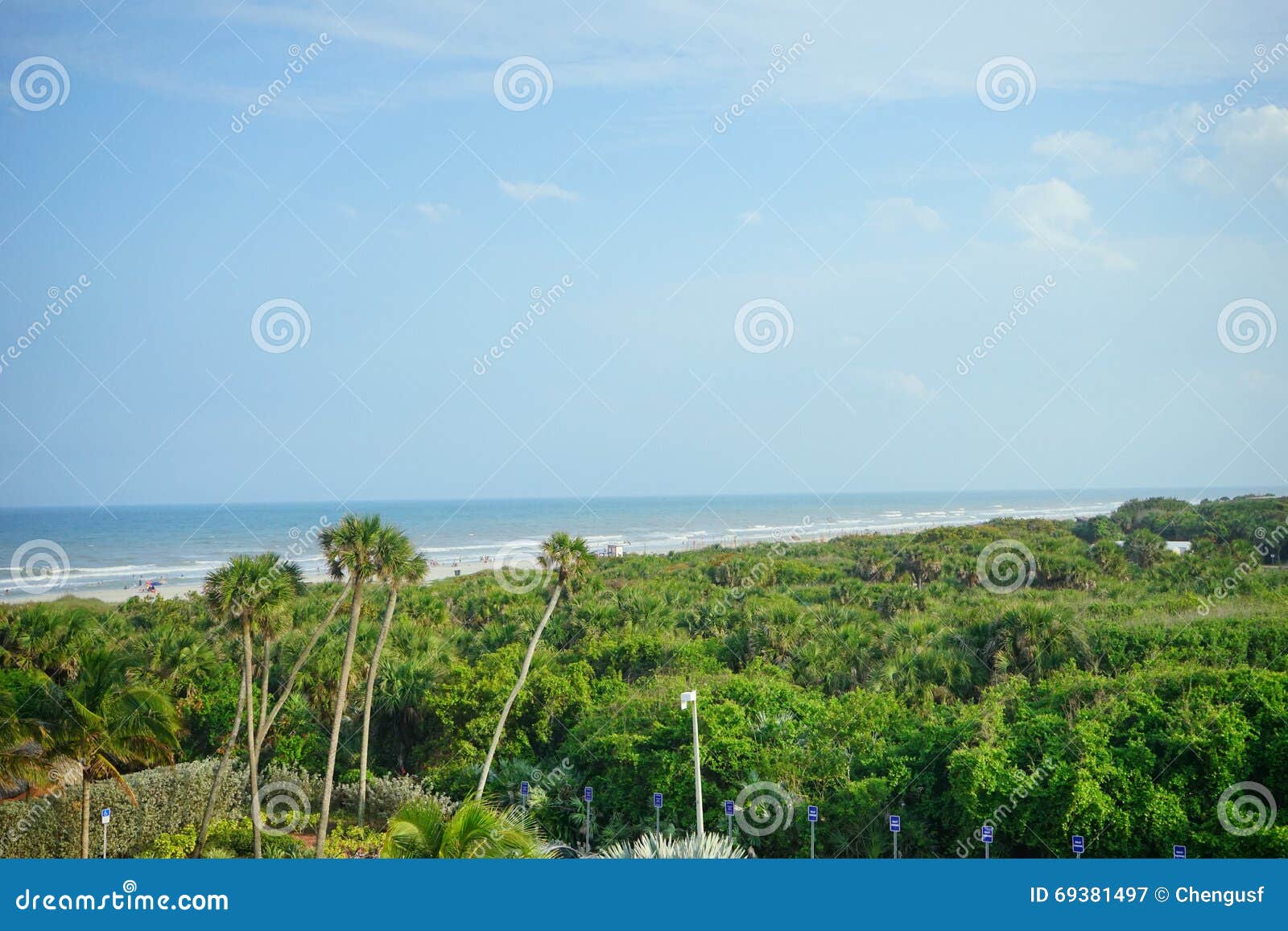 海滩可可粉佛罗里达 库存照片. 图片 包括有 佛罗里达, 自然, 反映, 早晨, 黎明, 江边, 地标, 火箭筒 - 48998386