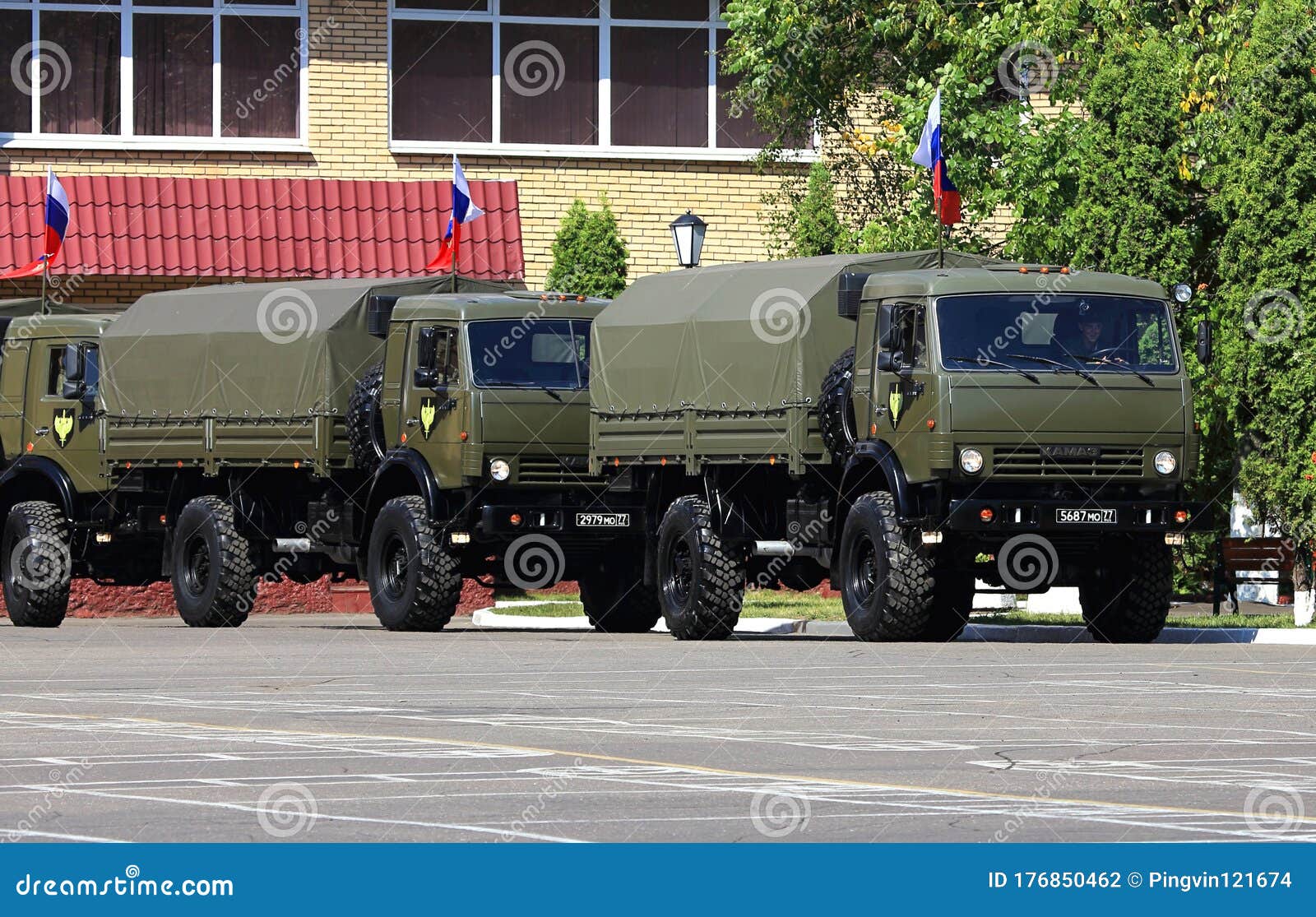 乌拉尔卡车,俄罗斯maz重型军用卡车 - 伤感说说吧
