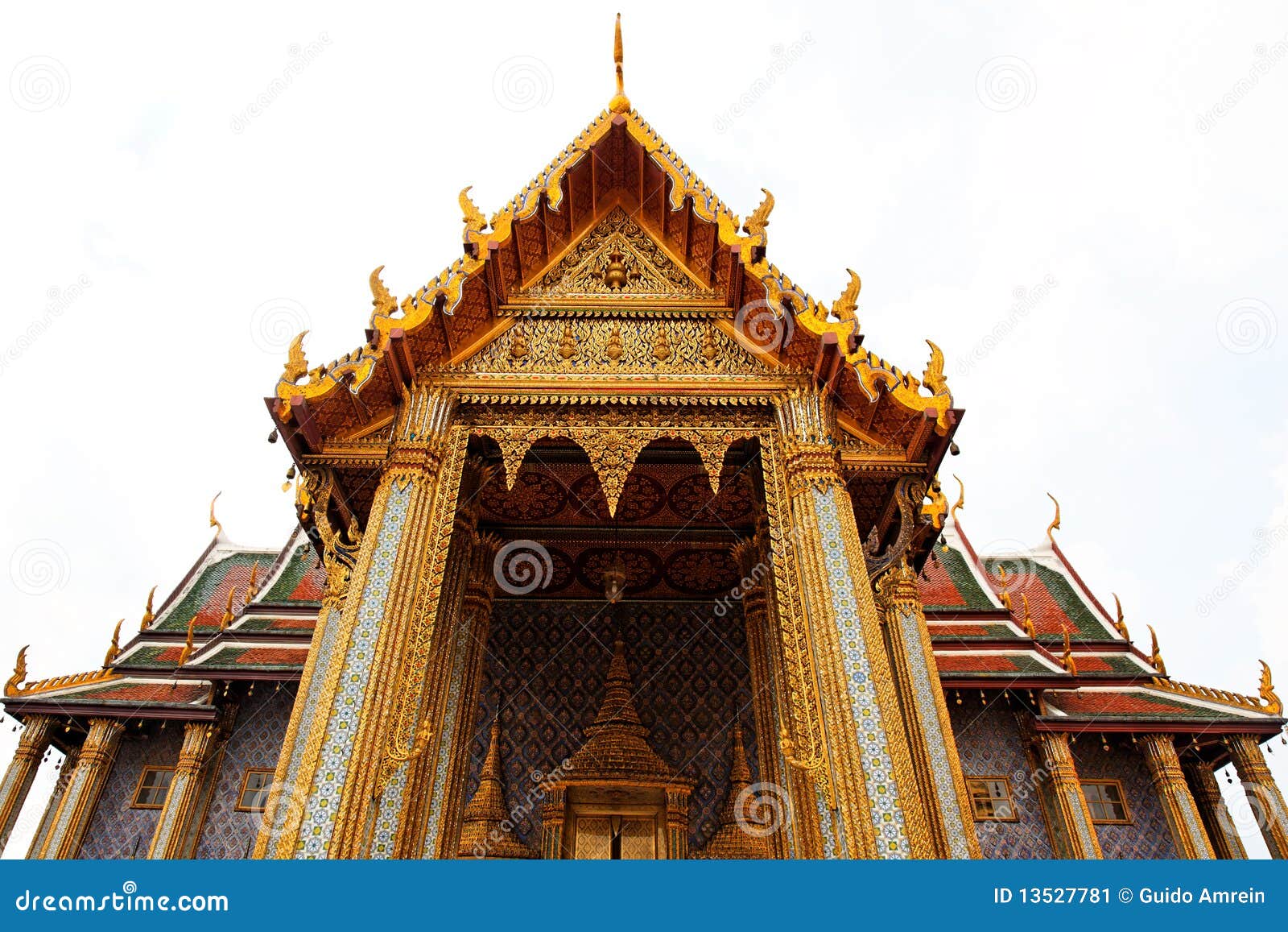 黄金和宝石打造的梦幻宫殿“泰国大皇宫”