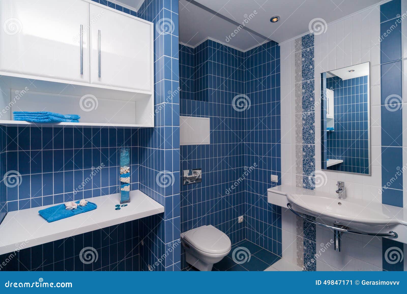 蓝色卫生间墙砖效果图 蓝色卫生间背景墙效果图→MAIGOO图库