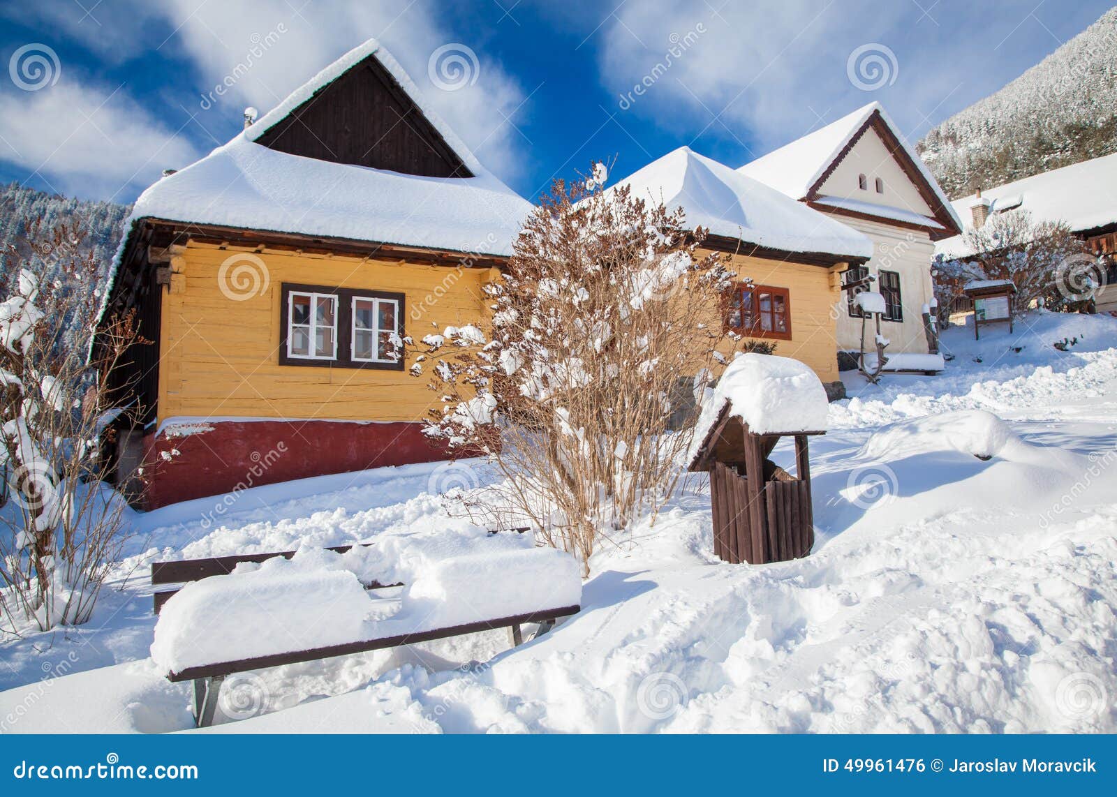冬天某处自然视图在斯洛伐克， 库存图片. 图片 包括有 视图, 村庄, 注视的, 欧洲, 本质, 教会 - 116816321