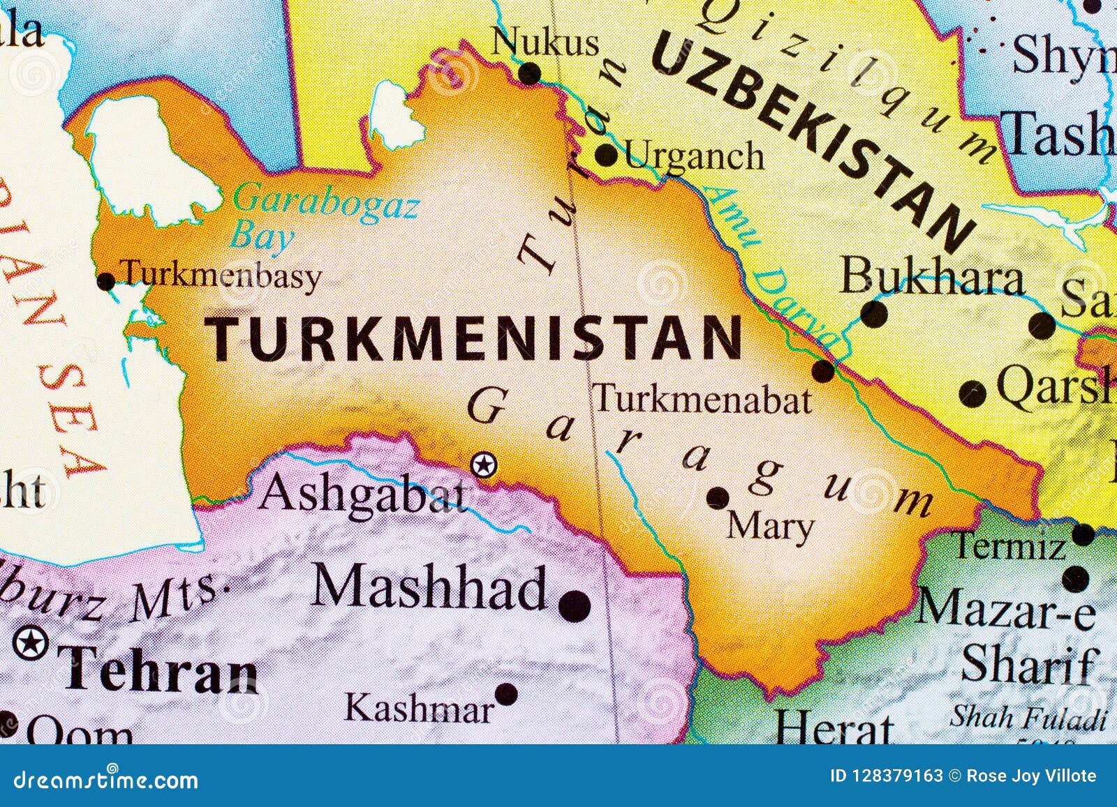 土库曼斯坦议长与两家乌建筑公司负责人举行会谈 - 2022年5月26日, 俄罗斯卫星通讯社