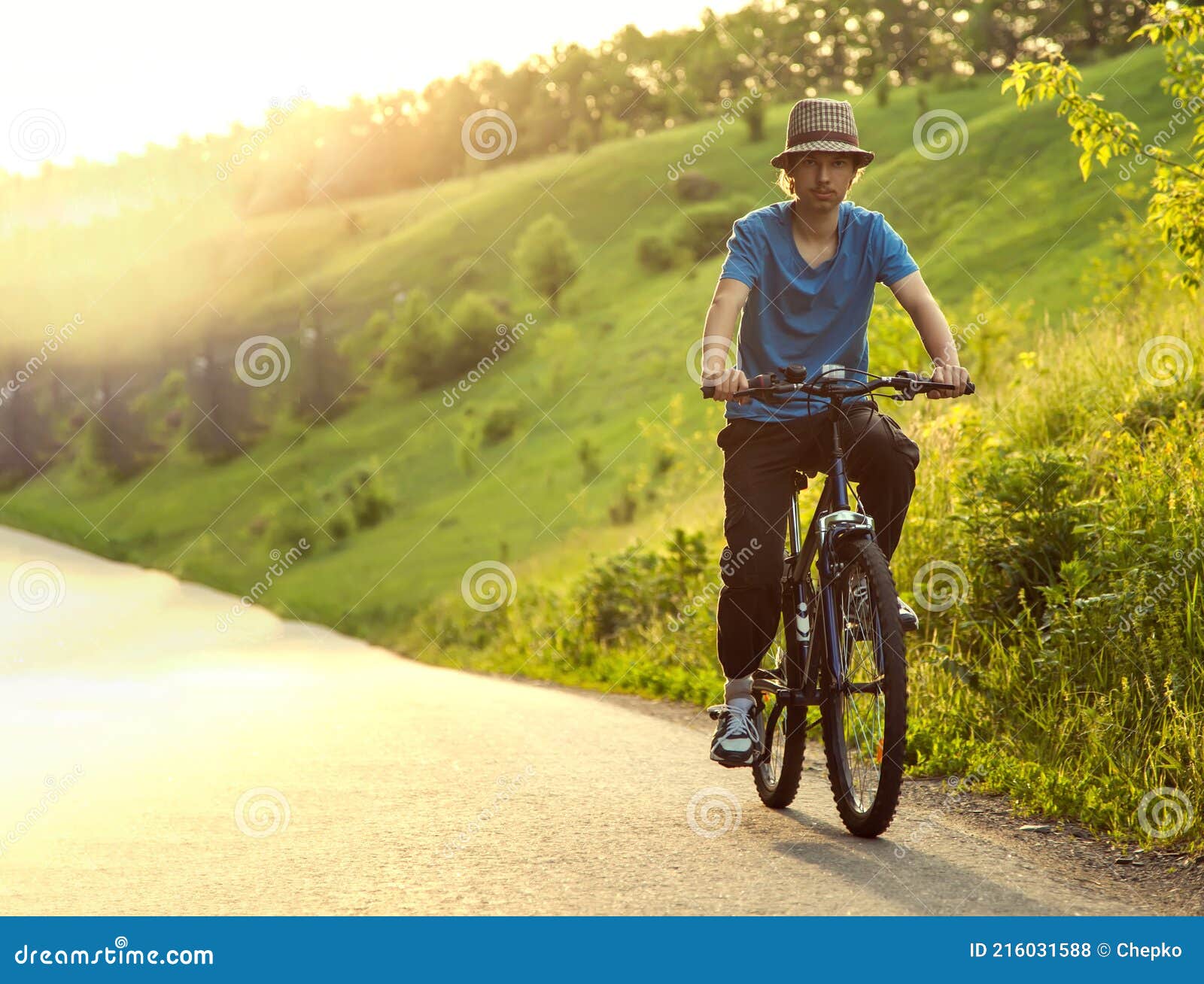 免费照片： 剪影, 自行车, 黄昏, 背光, 阳光, 橙黄色, 日落, 太阳, 景观, 黎明
