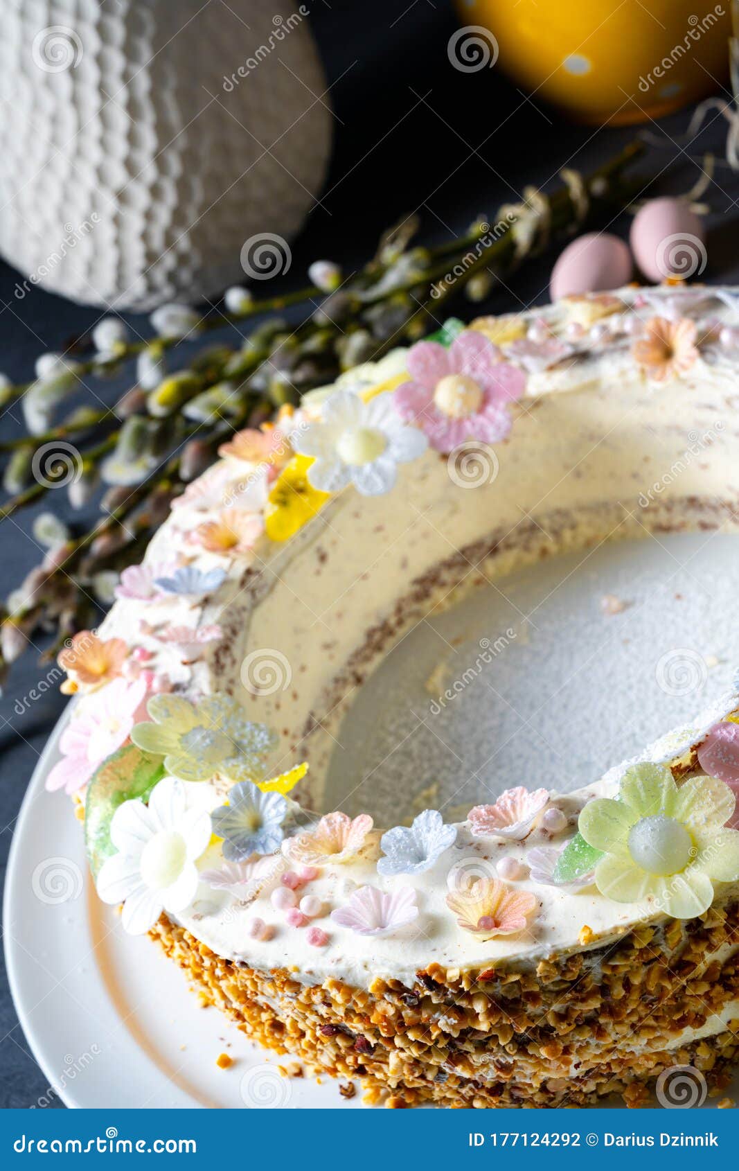 愉快的复活节杯形蛋糕 库存照片. 图片 包括有 蓝色, 欢乐, 没人, 蛋糕, 庆祝, 可口, 点心, 困厄 - 51385944