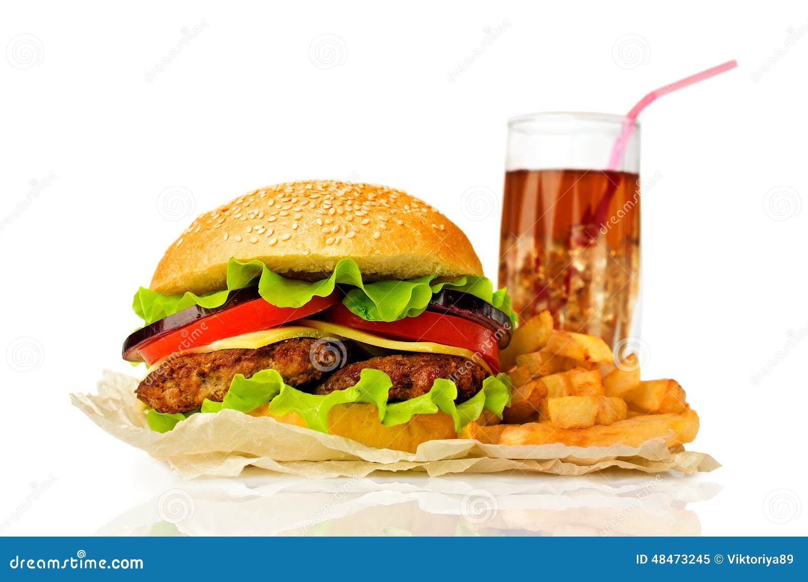 美食汉堡薯条摄影图高清摄影大图-千库网