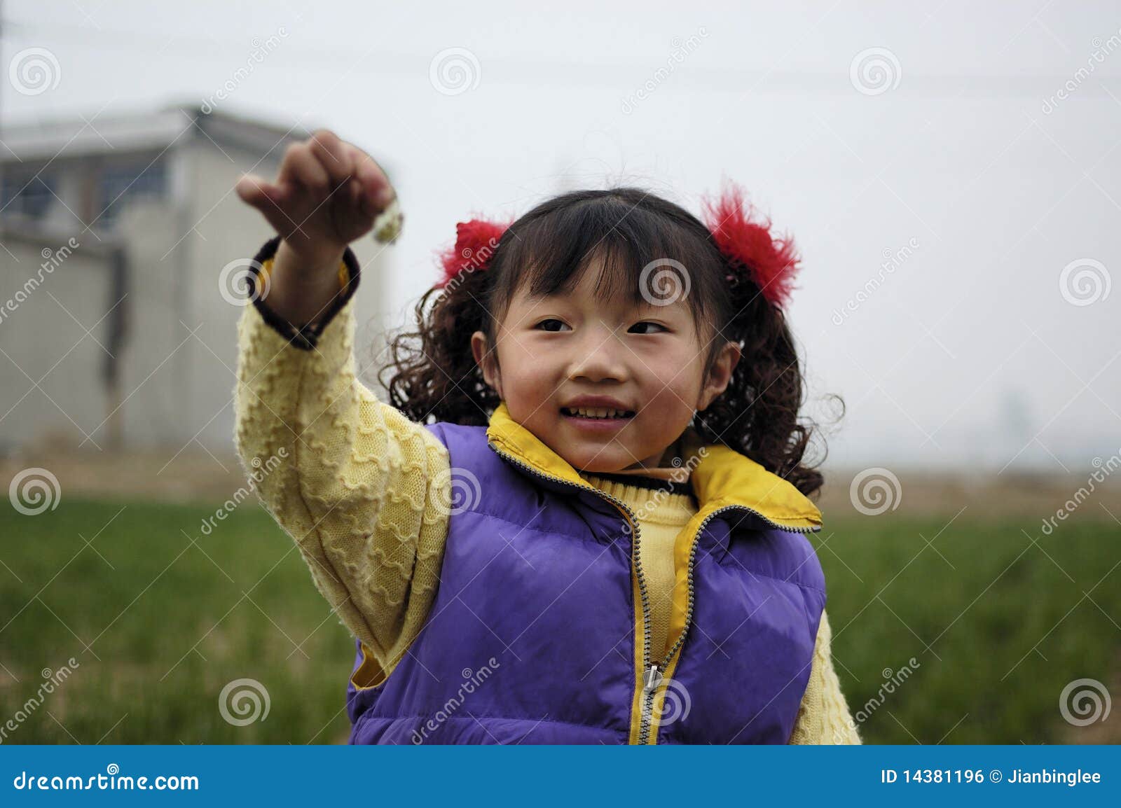 美丽的微笑的亚裔逗人喜爱的婴孩 库存照片. 图片 包括有 生活, 滑稽, 孩子, 新出生, 关心, 查出 - 45584304