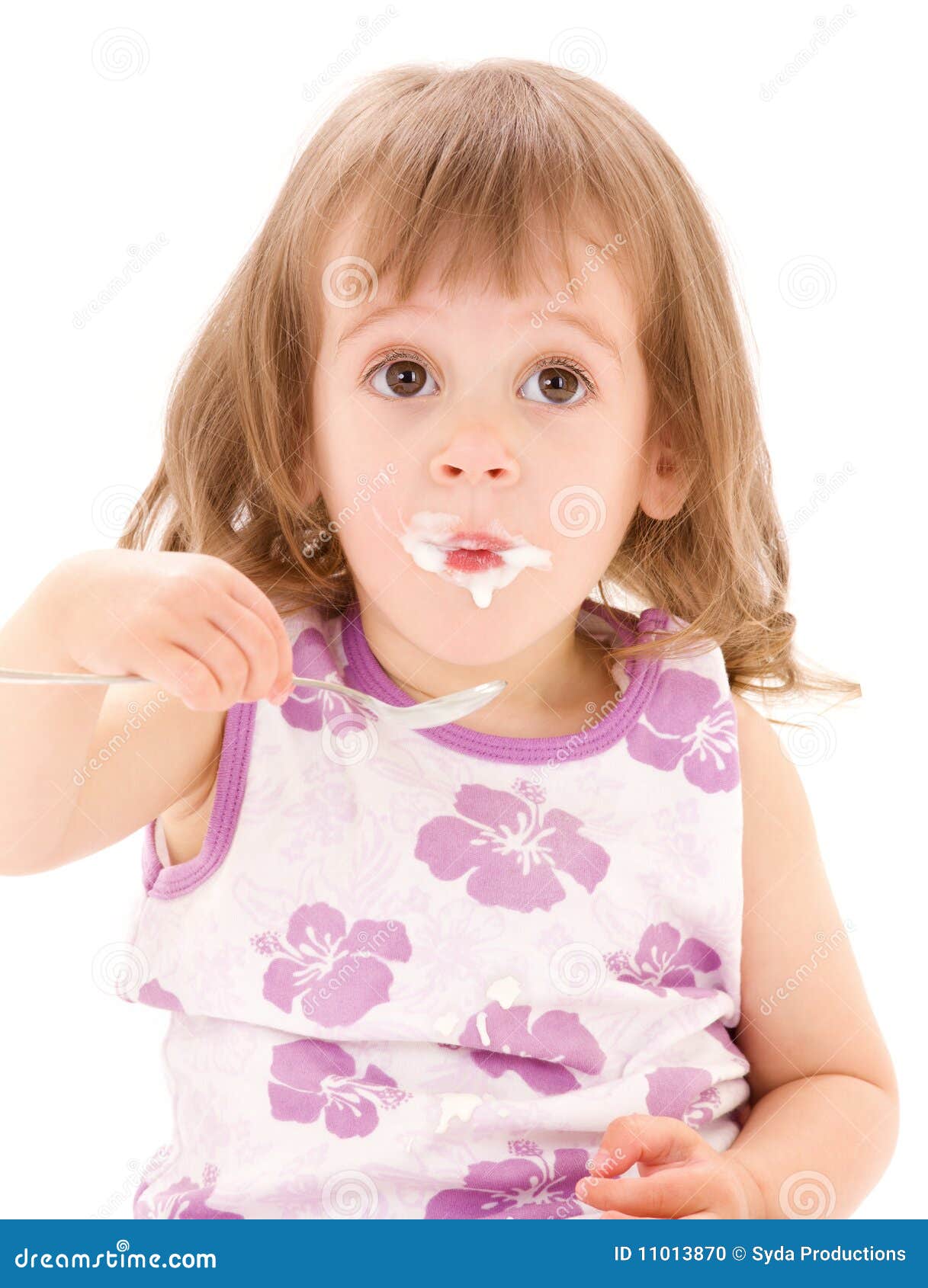 女孩玻璃酸奶 库存图片. 图片 包括有 乐趣, 愉快, 女孩, 女性, 生活方式, 牛奶店, 牛奶, 可口 - 2987783