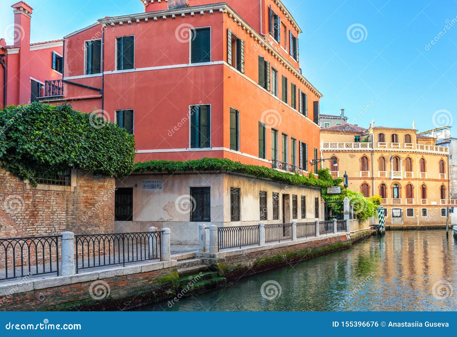 威尼斯的房子和可爱的人|摄影|游记|ICEONION - 原创作品 - 站酷 (ZCOOL)