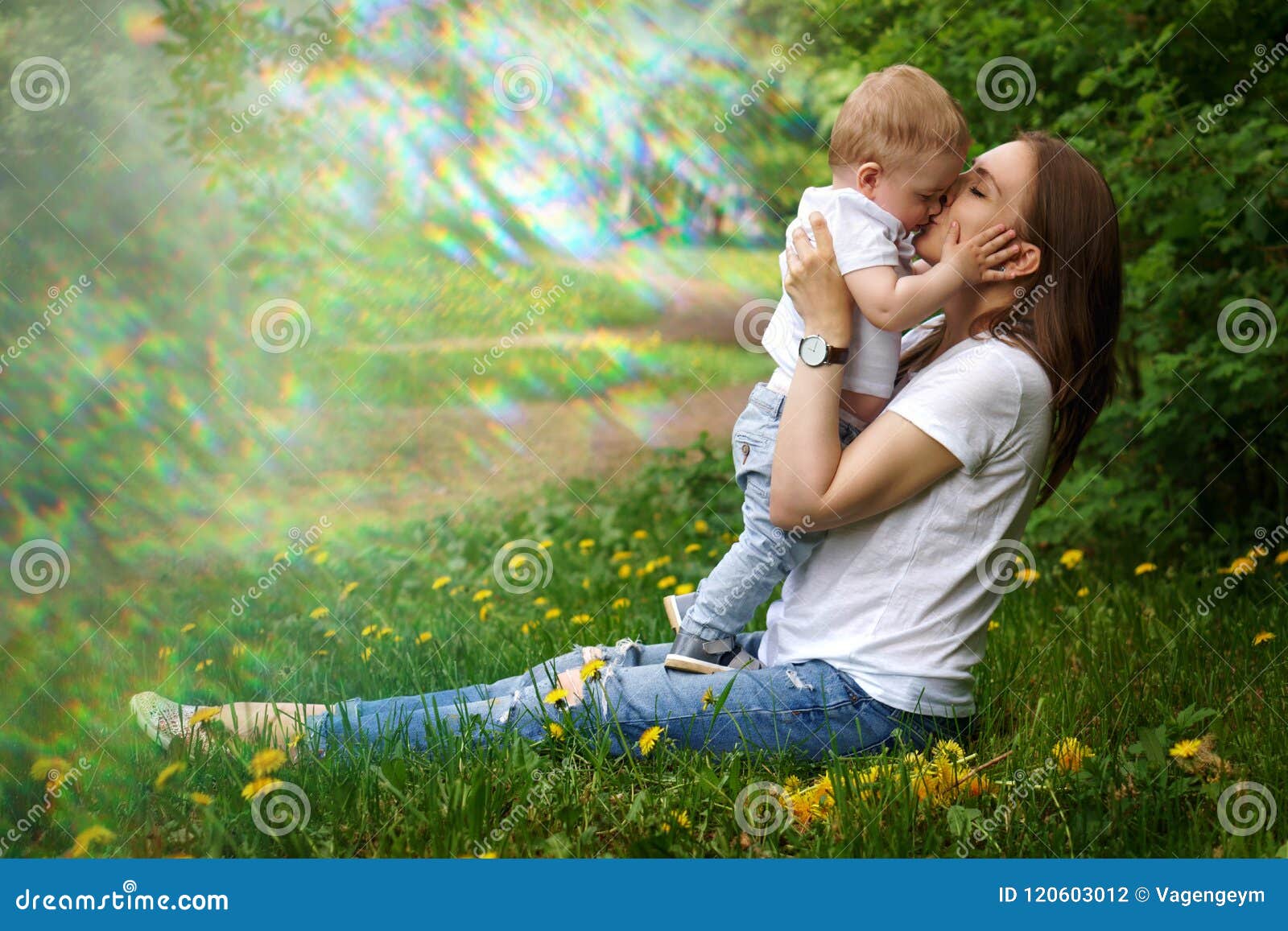 母亲节|你的宝宝正在向你“示爱”，妈妈你听懂了吗？ - 亲子精彩活动 - 婴幼儿奶粉|儿童奶粉|孕妇奶粉-安格奇诺奶粉官网