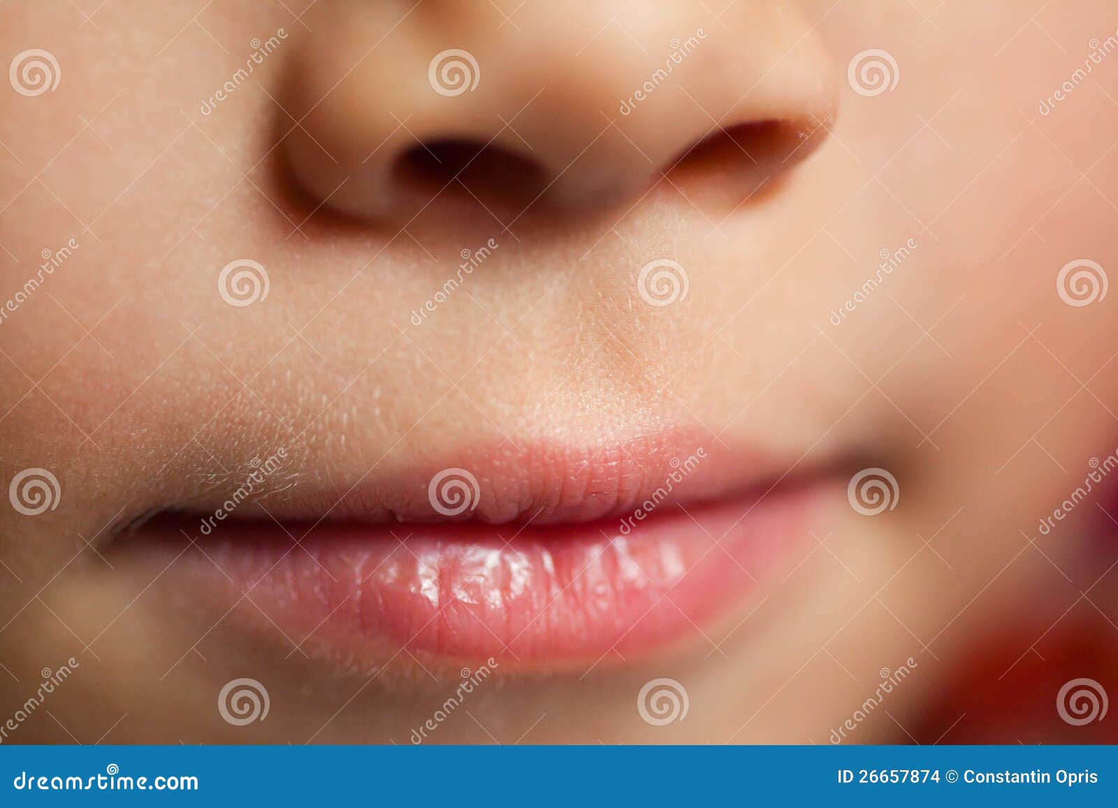 婴儿嘴巴周围发青是怎么回事（身体有事嘴先知）-幼儿百科-魔术铺