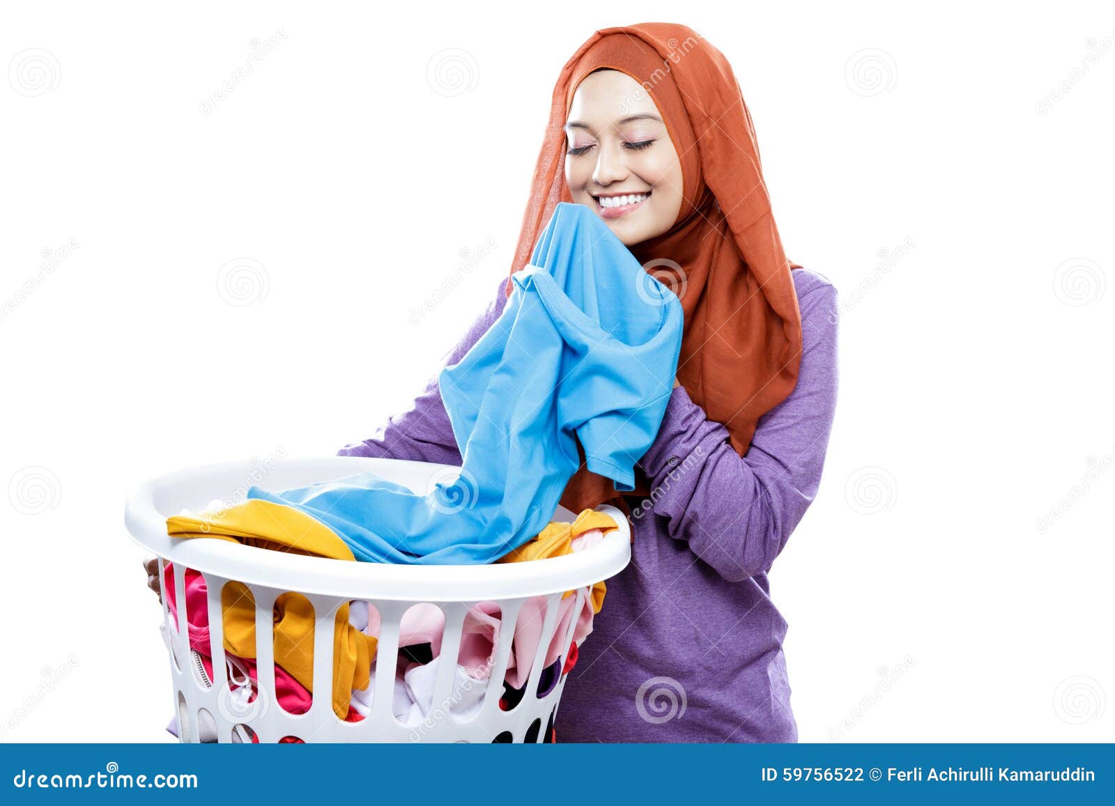 居家生活用洗衣机洗衣服图片素材_免费下载_jpg图片格式_VRF高清图片500683819_摄图网