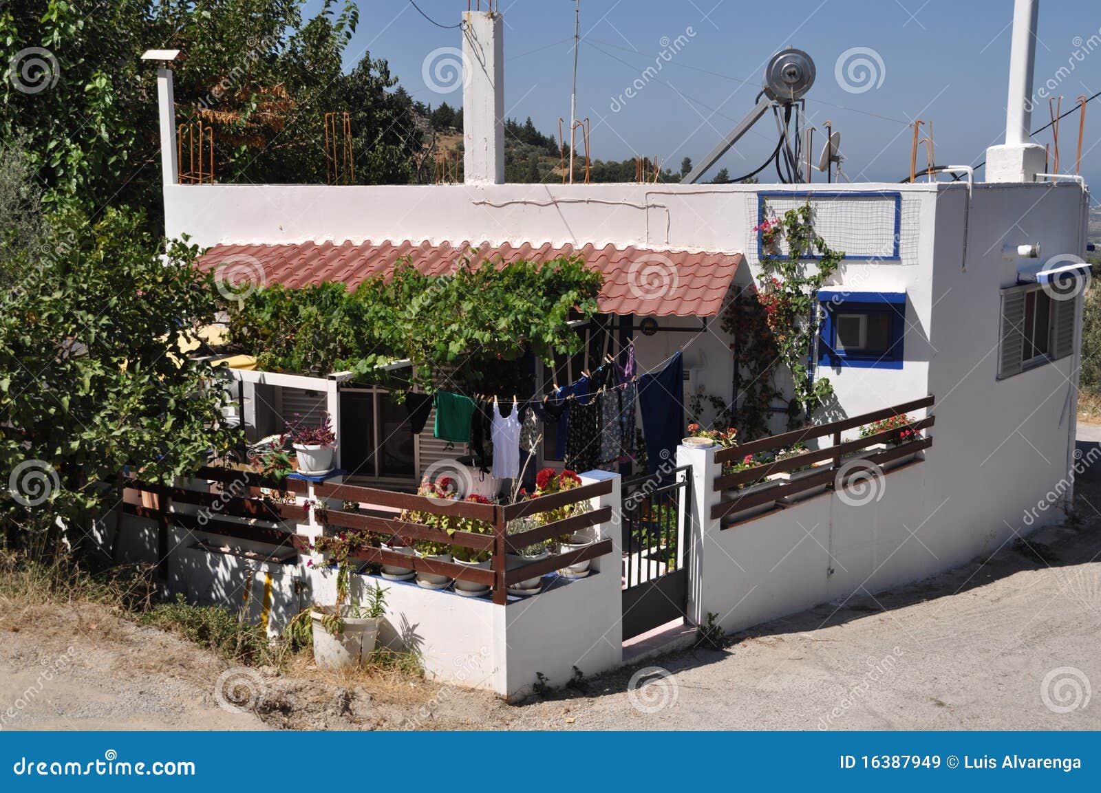 在锡弗诺斯岛海岛上的传统希腊房子 库存照片. 图片 包括有 文化, 胡同, 假期, 农村, 提倡者, 装饰 - 32556972
