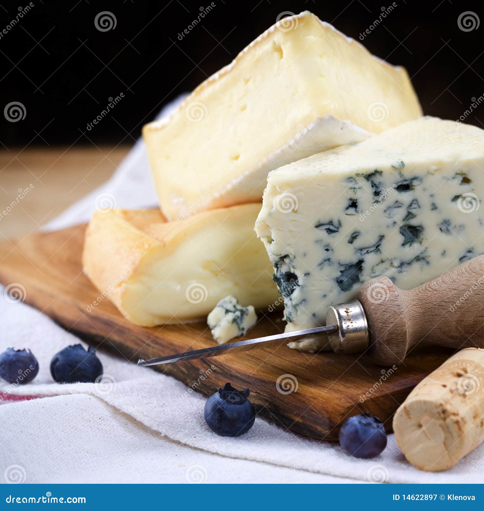 希腊白软干酪 库存照片. 图片 包括有 额外, 健康, 石油, 干酪, 处女, 新鲜, 食物, 文化, 法国 - 38516280