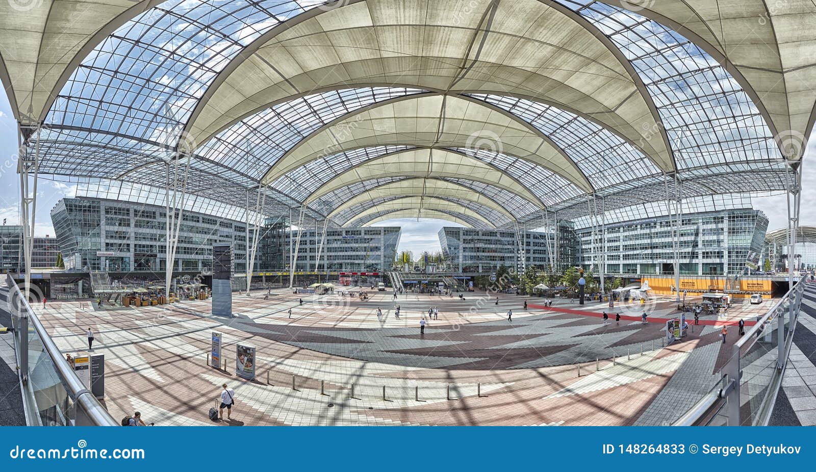 慕尼黑机场 图库摄影片. 图片 包括有 慕尼黑, 运输, 旅游业, 拱道, 旅行, 乘客, 国际, 德国 - 90352857