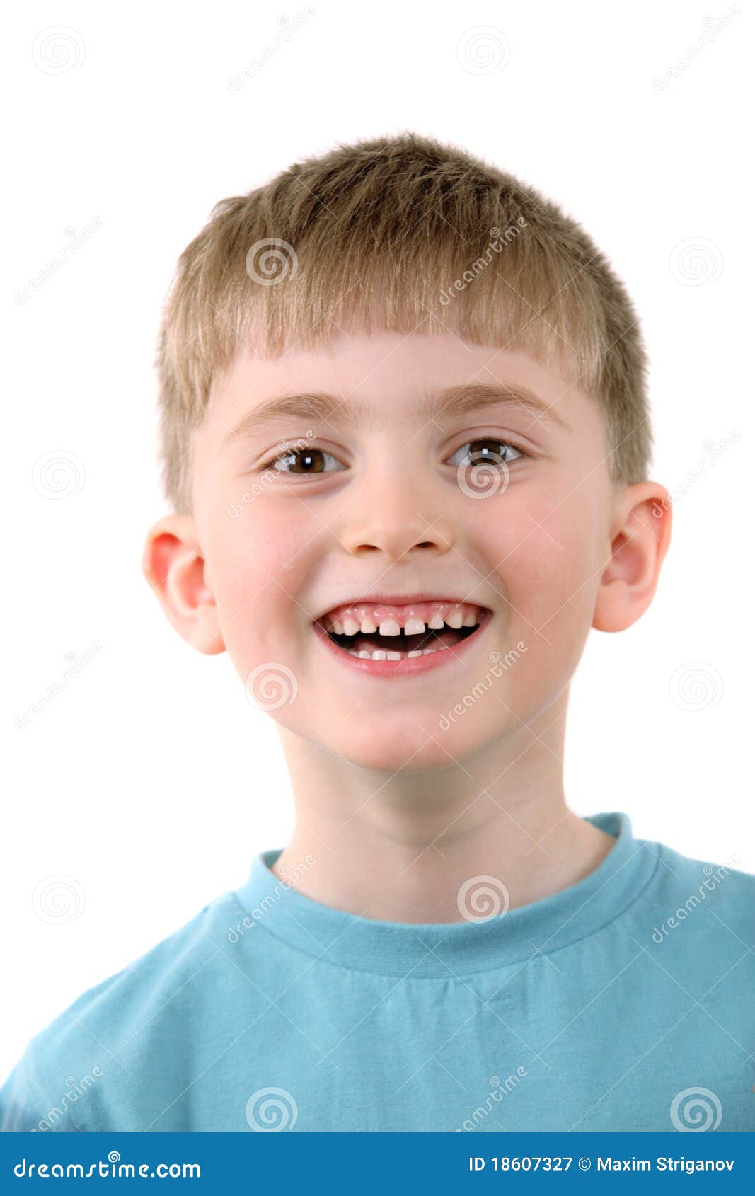 亚洲快乐男孩笑脸的肖像照片摄影图片_ID:135062341-Veer图库