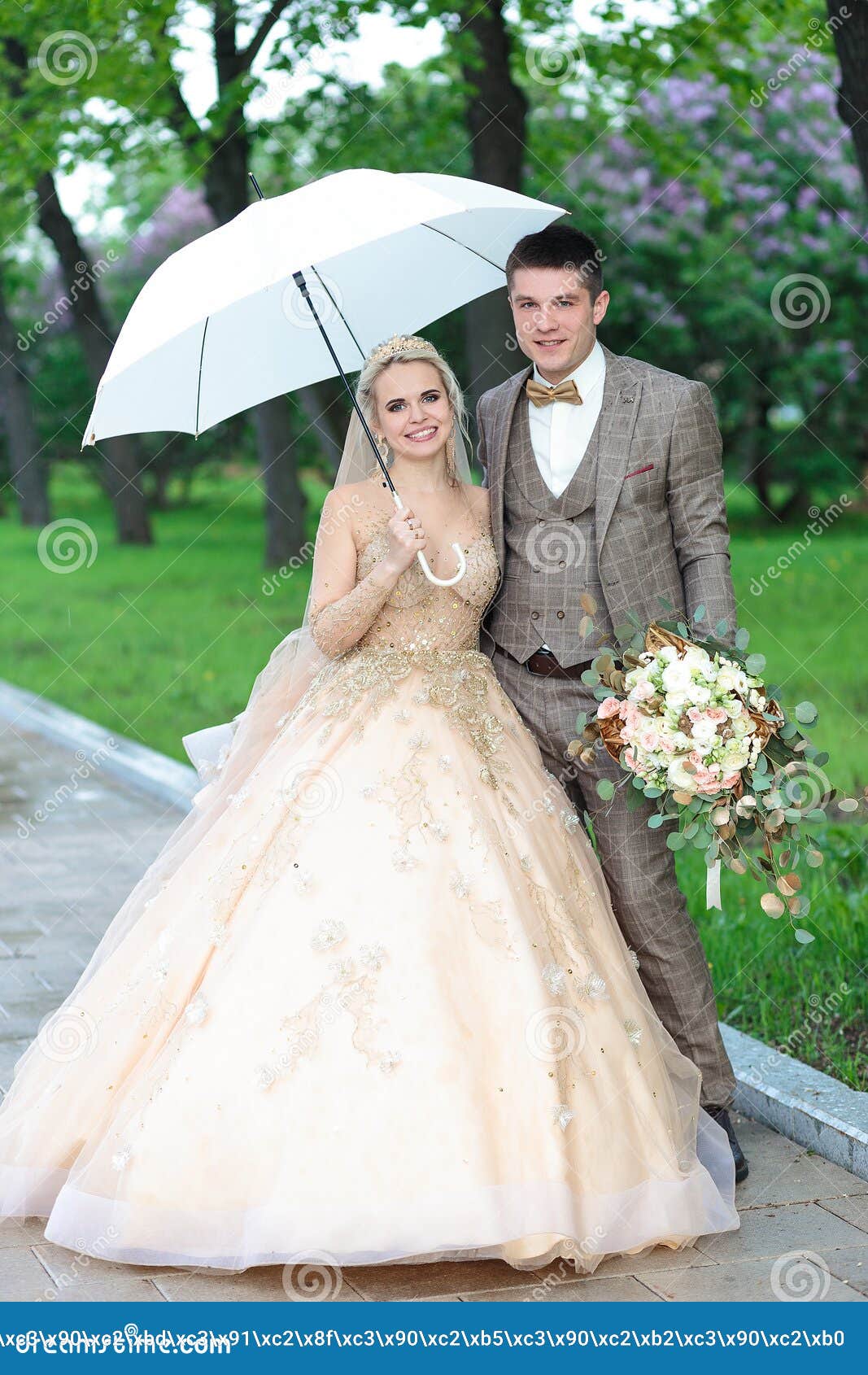情深雨蒙-浪漫满屋 遇见巨石山草坪婚礼