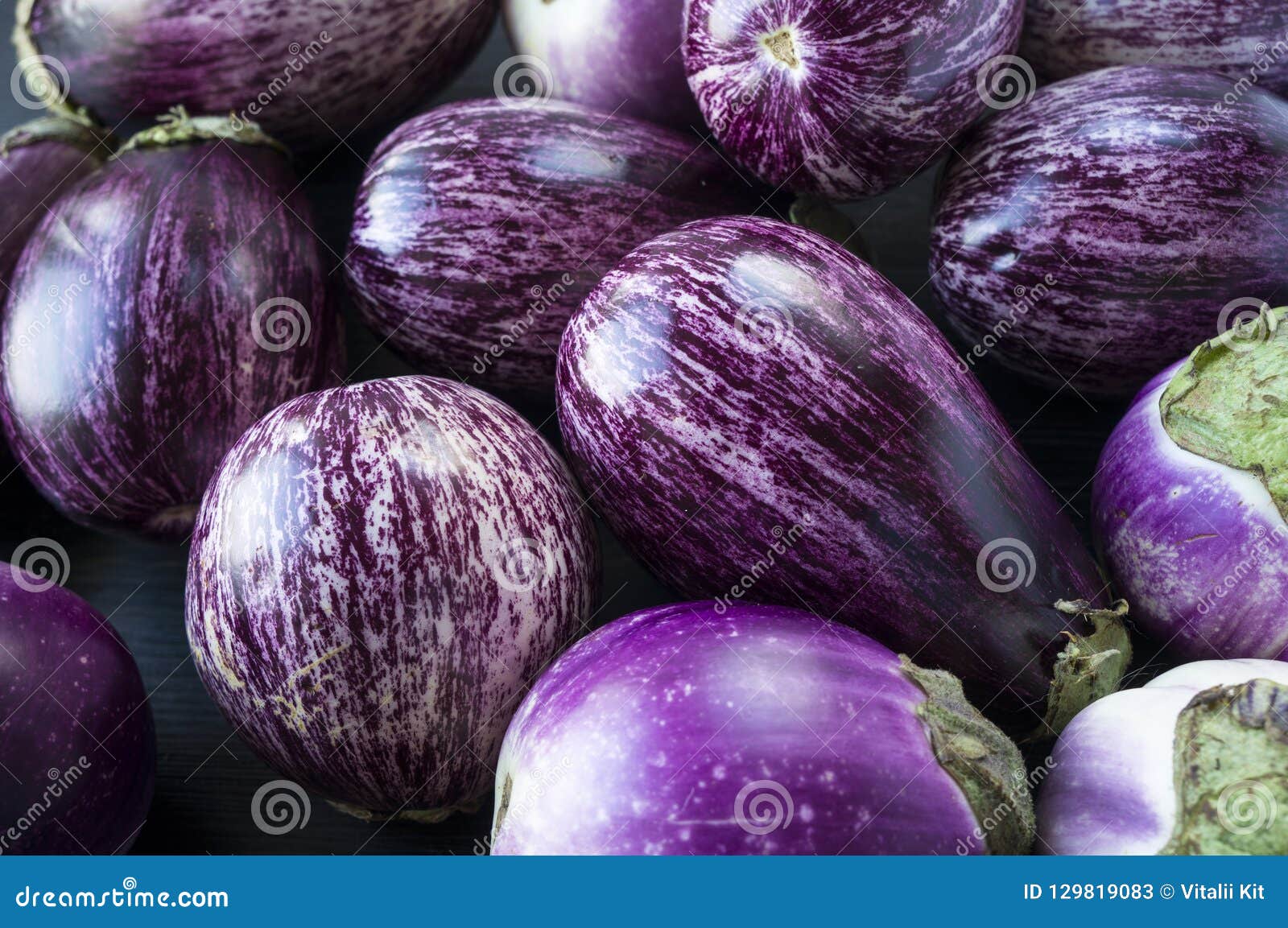 皮是紫色的水果有哪些（盘点日常生活中常见的15种紫色水果） – 碳资讯