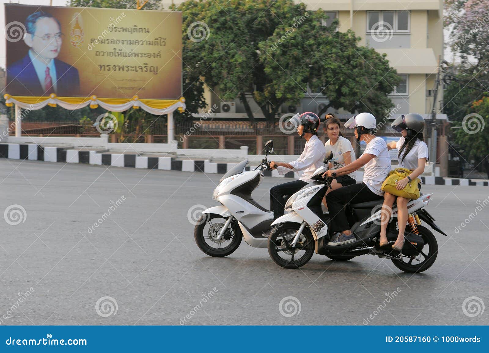 旅行：泰国人与摩托车 - 哔哩哔哩