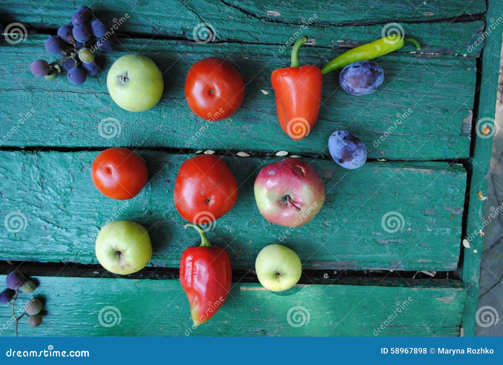 果菜类 库存图片. 图片 包括有 饮食, 莴苣, 胡椒, 草莓, 巴马科, 蕃茄, 红色, 春天, 健康 - 11155775