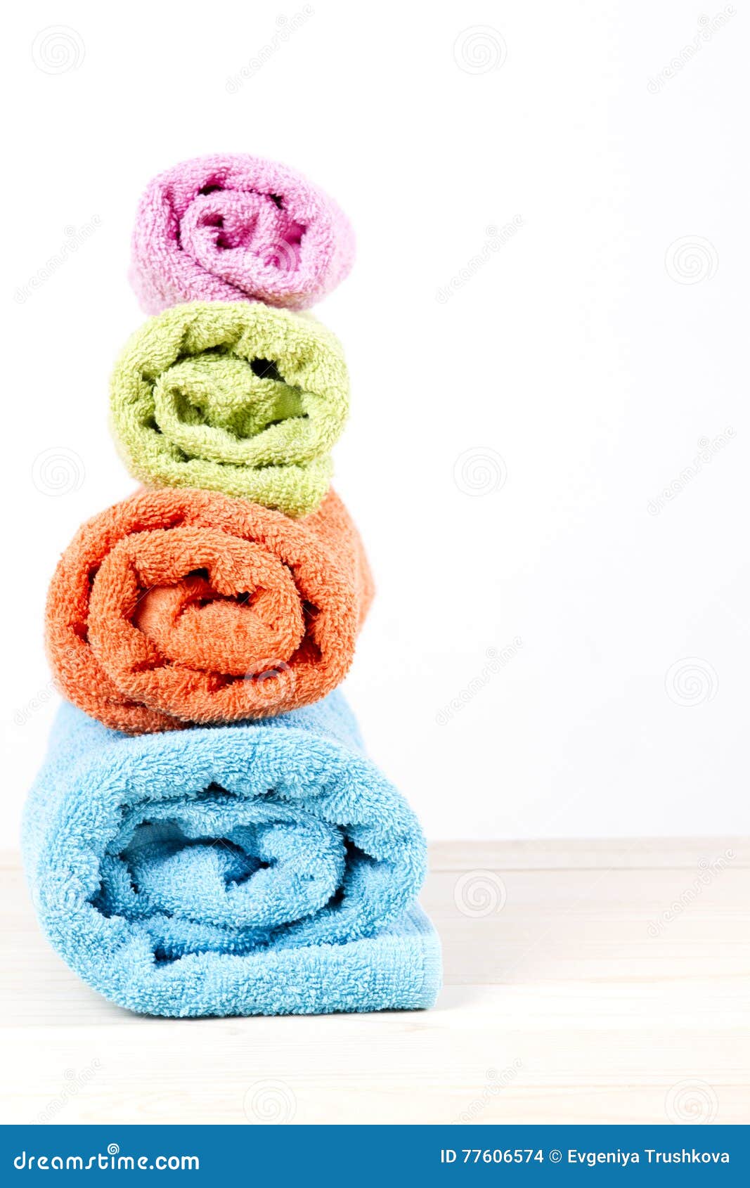从从小到大 毛巾被堆积的卷