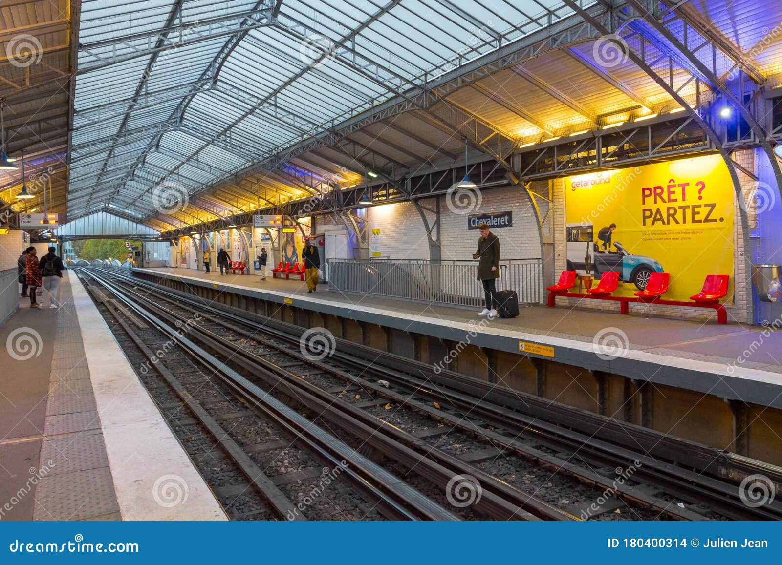 2019年法国巴黎大区可用手机乘公交地铁 - 城市会员新闻 - WTCF-世界旅游城市联合会官方网站