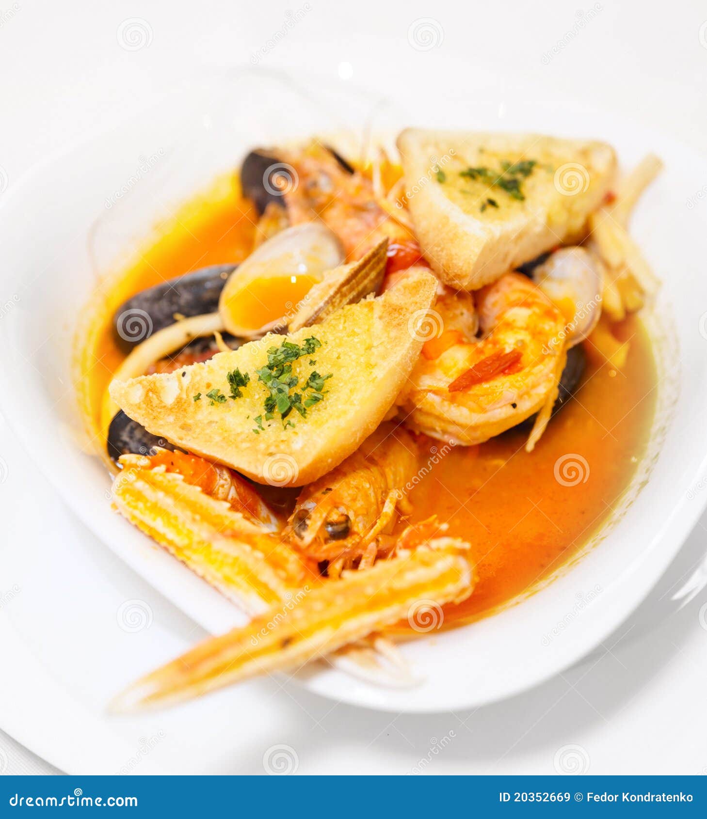 马赛鱼海鲜汤，世界三大名汤之一，法国菜中的无敌至尊汤品 - 哔哩哔哩