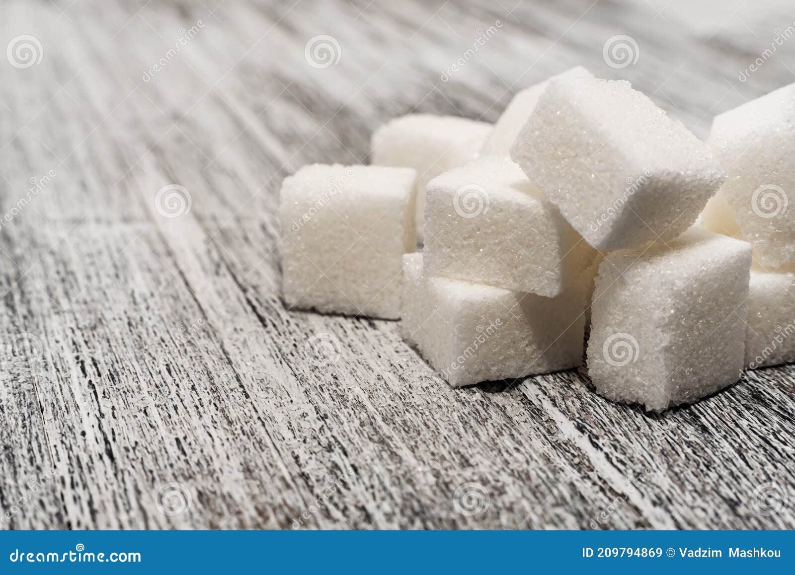甘蔗糖块 — 可用作背景 库存图片. 图片 包括有 甜甜地, 食物, 多维数据集, 焦糖, 含糖, 岩石 - 184103775