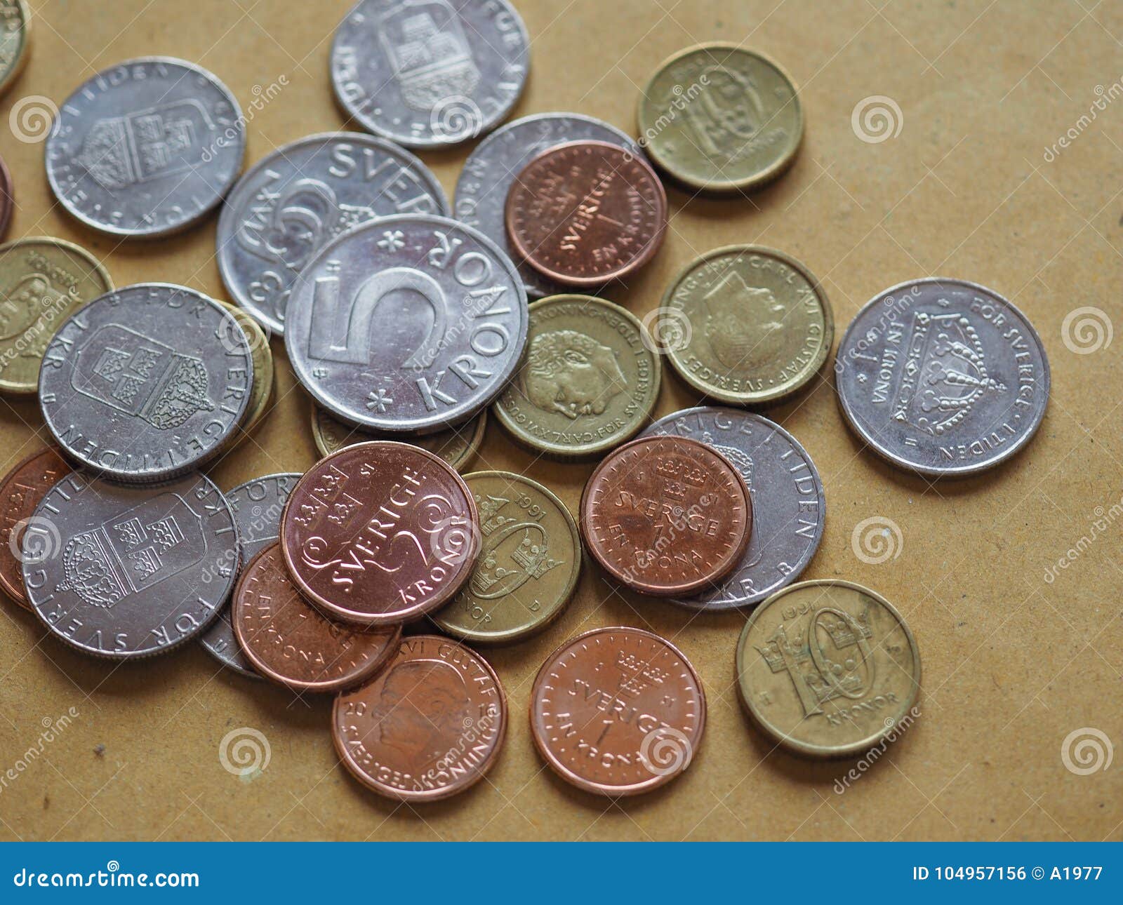 瑞典的硬币 库存图片. 图片 包括有 造币, 收集, 状态, 纹章学, 当前, 对象, 旅行, 瑞典语, 符号 - 43962107