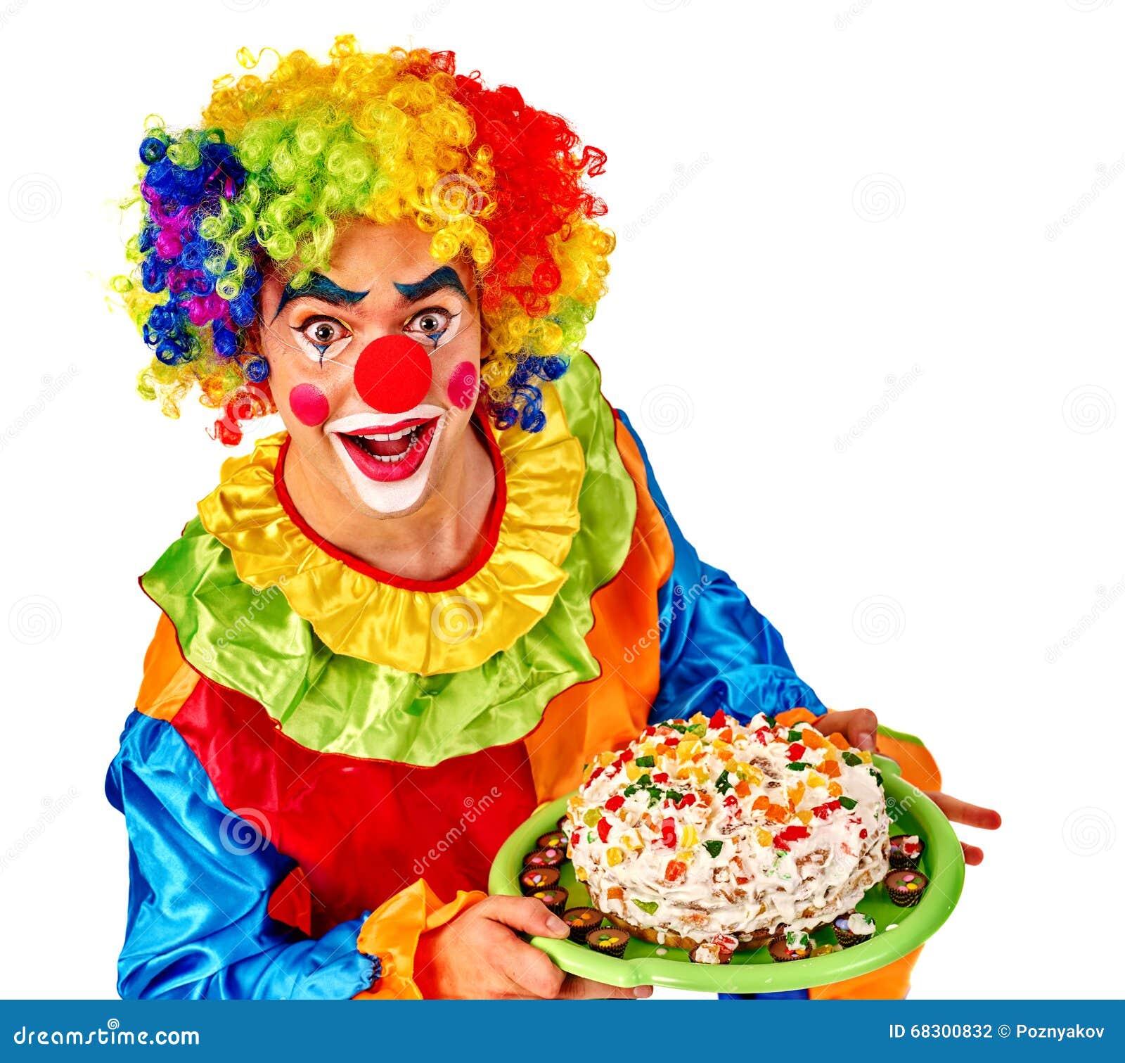拿着蛋糕的生日快乐小丑 库存图片. 图片 包括有 生日, 懒散, 庆祝, 愉快, 五颜六色, 演艺人员, 招待 - 61743999