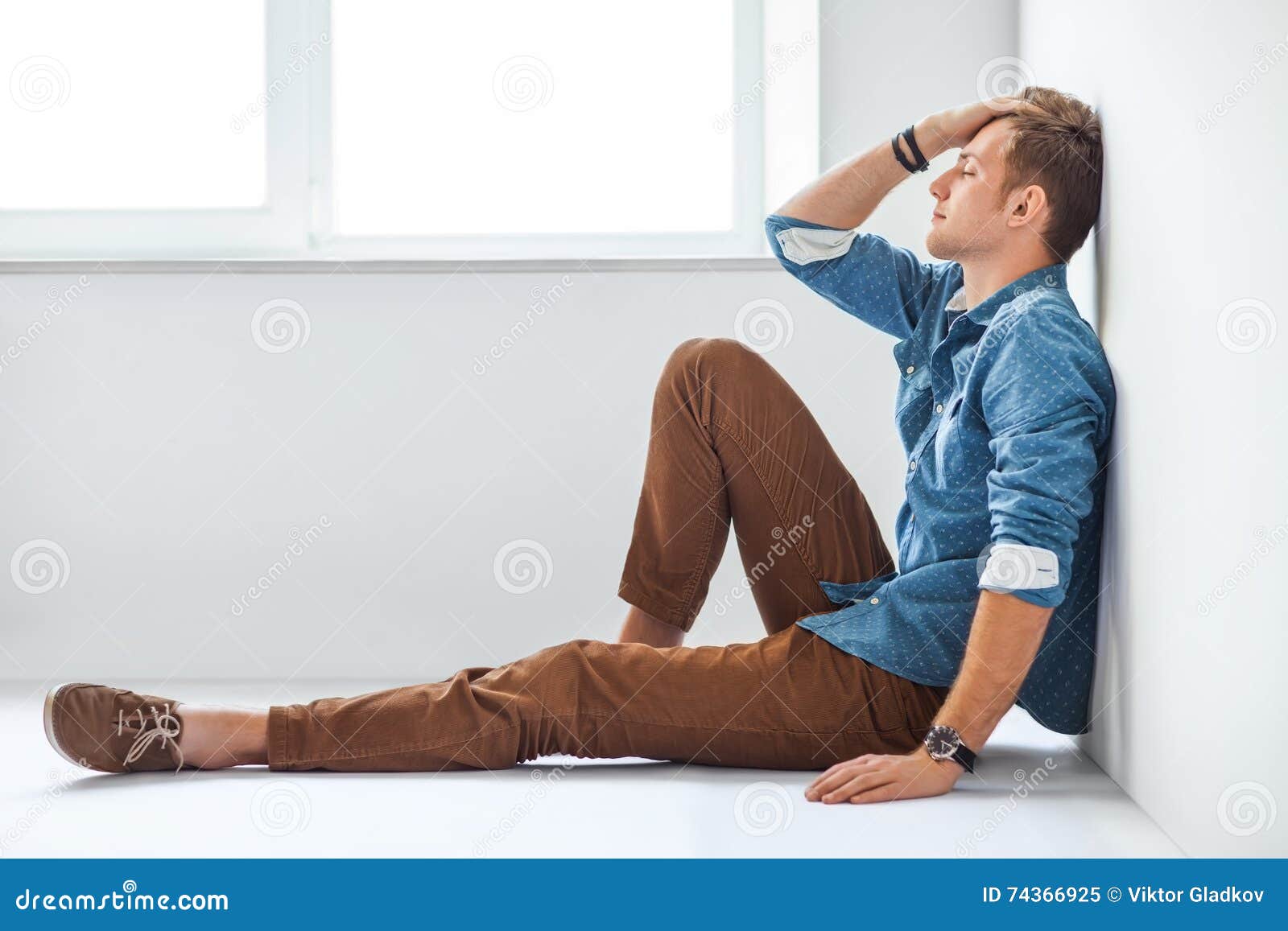 Tired Man On The Desk, Desk, Careless, Man PNG Picture And Clipart Image For Free Download ...