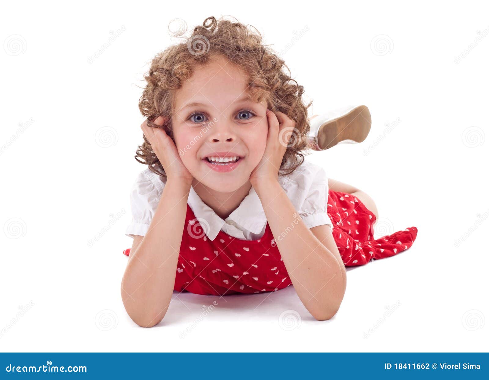 吃冰淇凌的逗人喜爱的小孩女孩 库存图片. 图片 包括有 相当, 幸福, 小孩, 快乐, 生活方式, 微笑 - 41665075