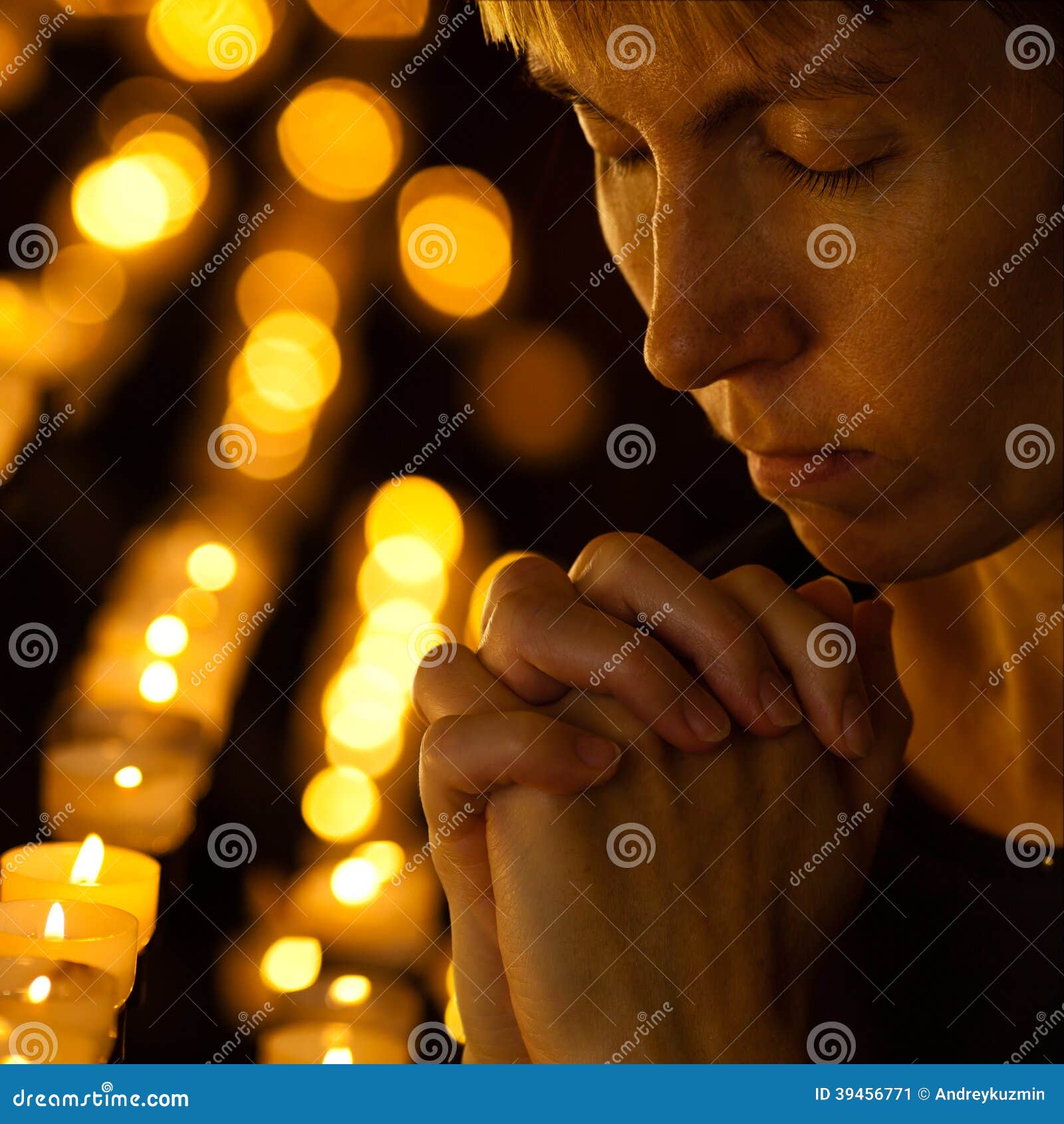 双手合十祈祷的中国男人 库存图片. 图片 包括有 祈祷, 折叠, 胡言乱语的, 运作, 沉寂, 浓度, 姿态 - 274106623