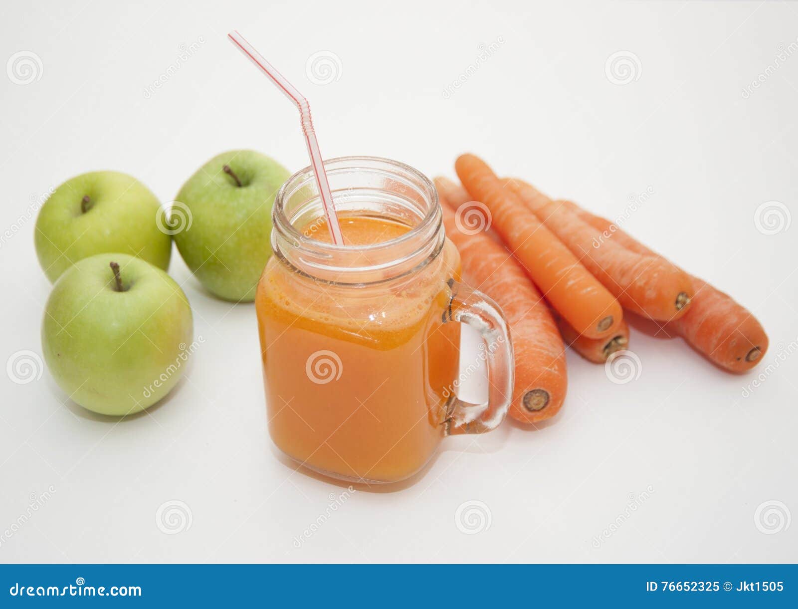 胡萝卜苹果汁怎么做_胡萝卜苹果汁的做法_海霞食记_豆果美食